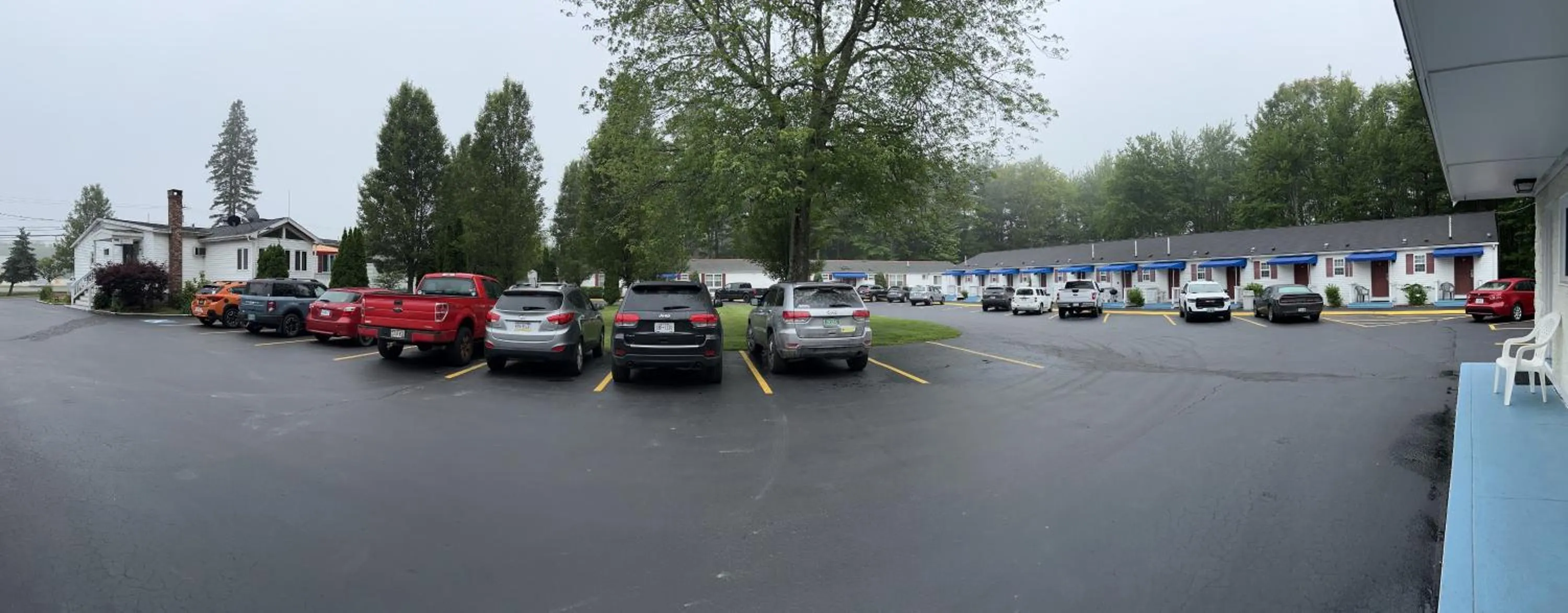 Rodeway Inn & Suites Brunswick near Hwy 1