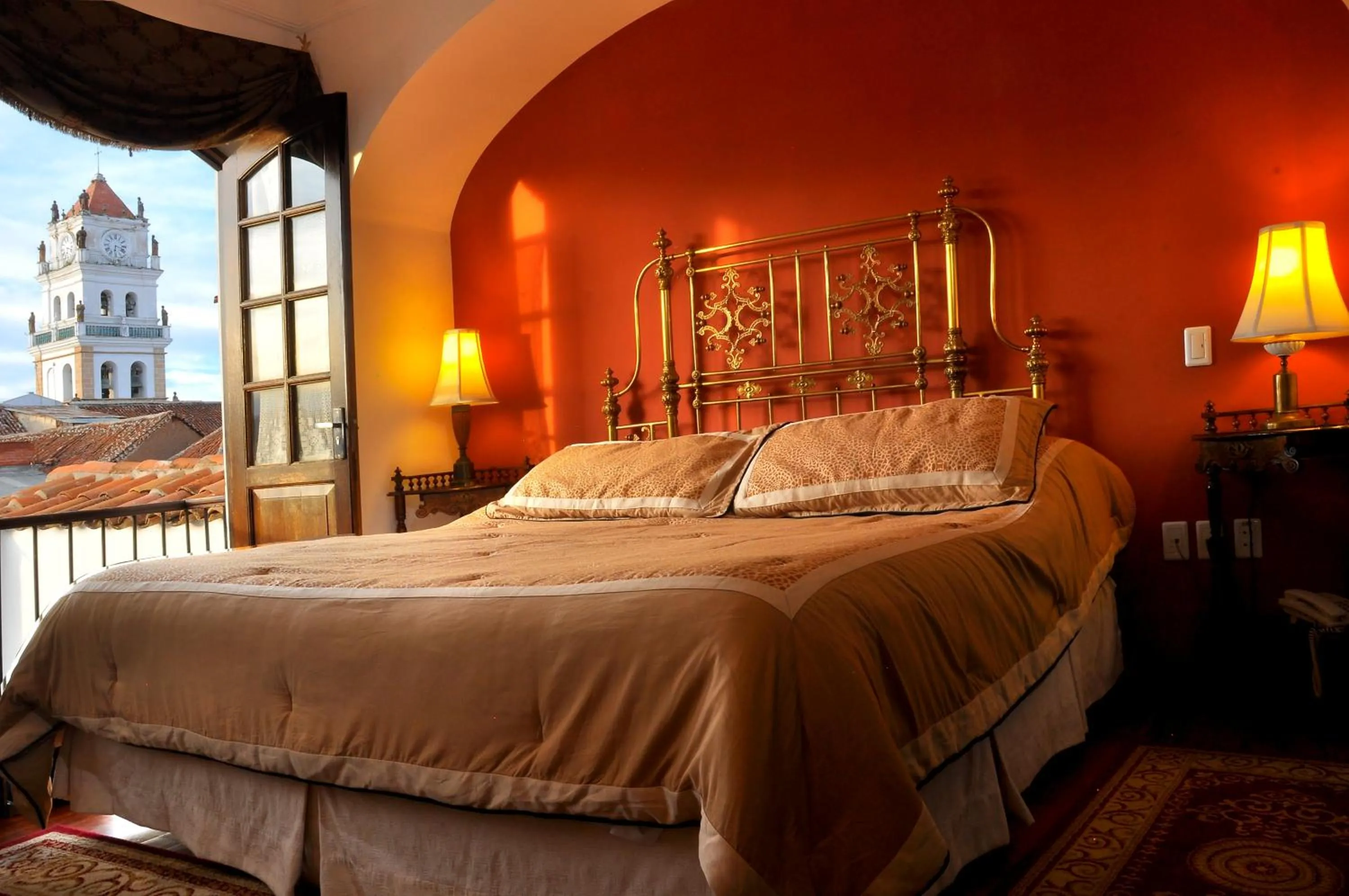 Day, Bed in Parador Santa Maria La Real