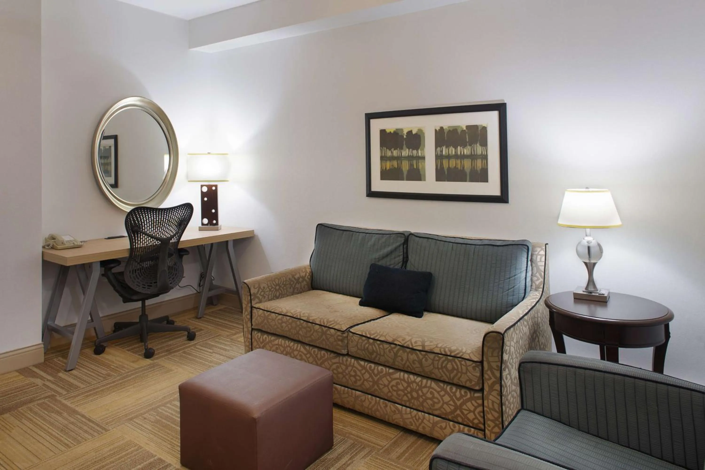 Living room in Hilton Garden Inn Jonesboro