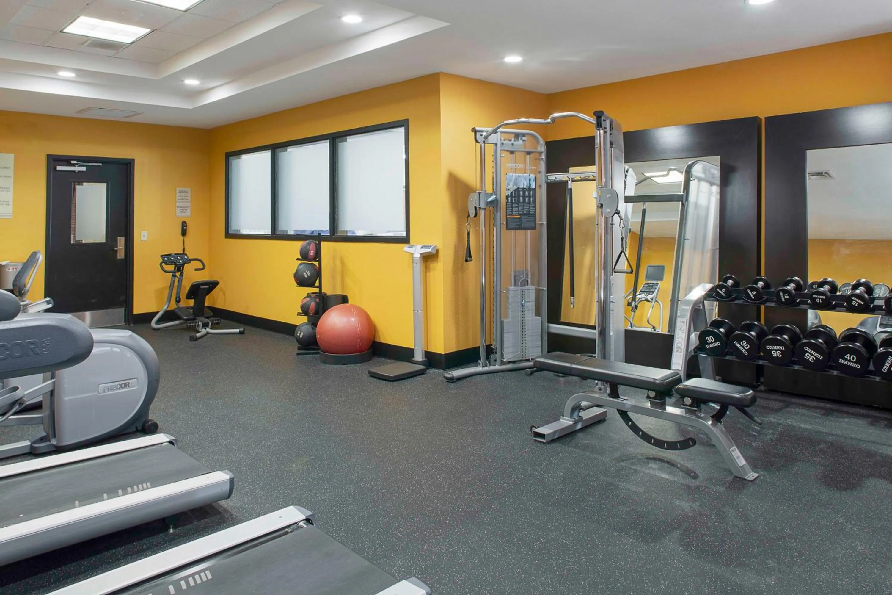 Fitness centre/facilities in Hilton Garden Inn Jonesboro