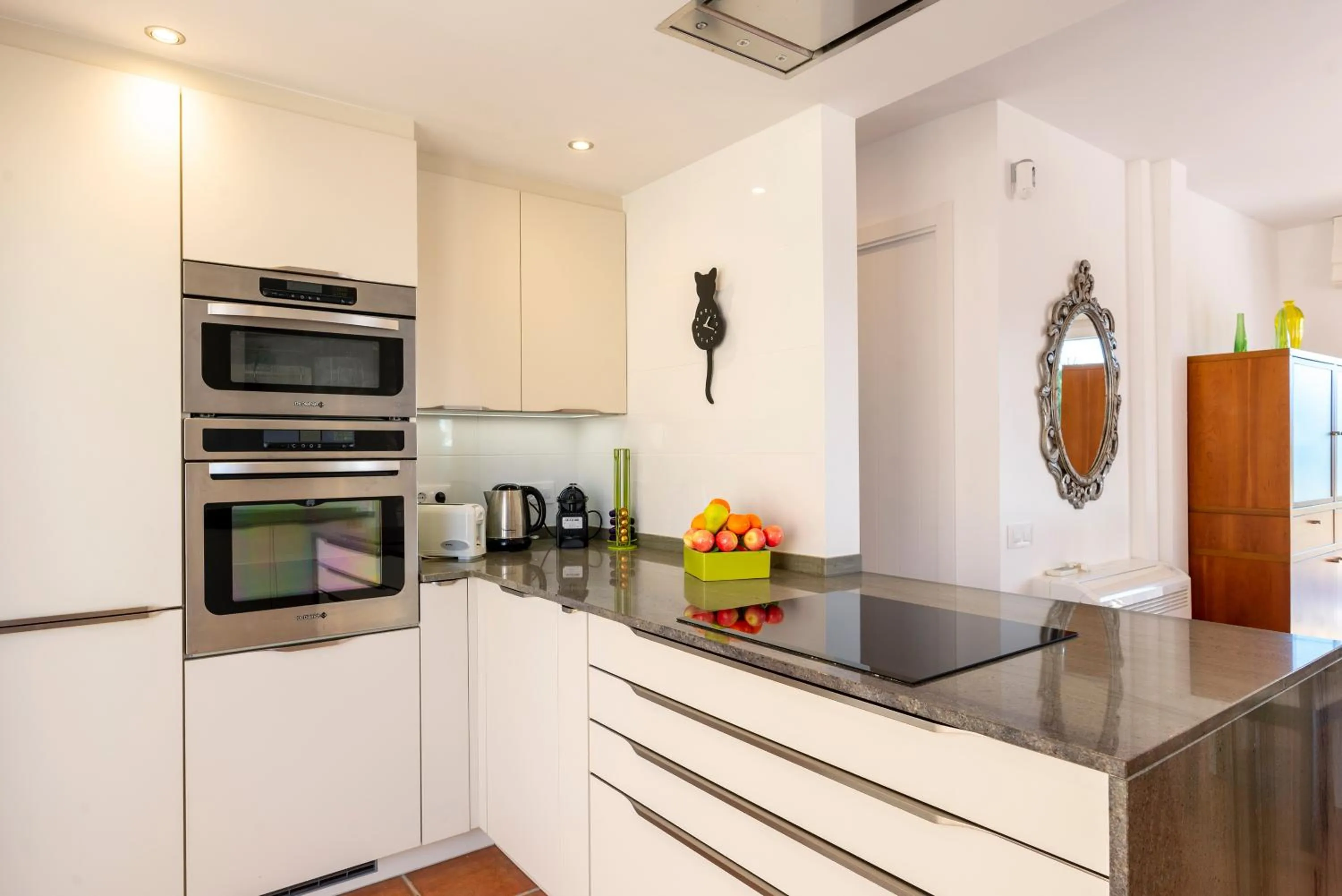 Kitchen or kitchenette in YUTA by Danlux Invest