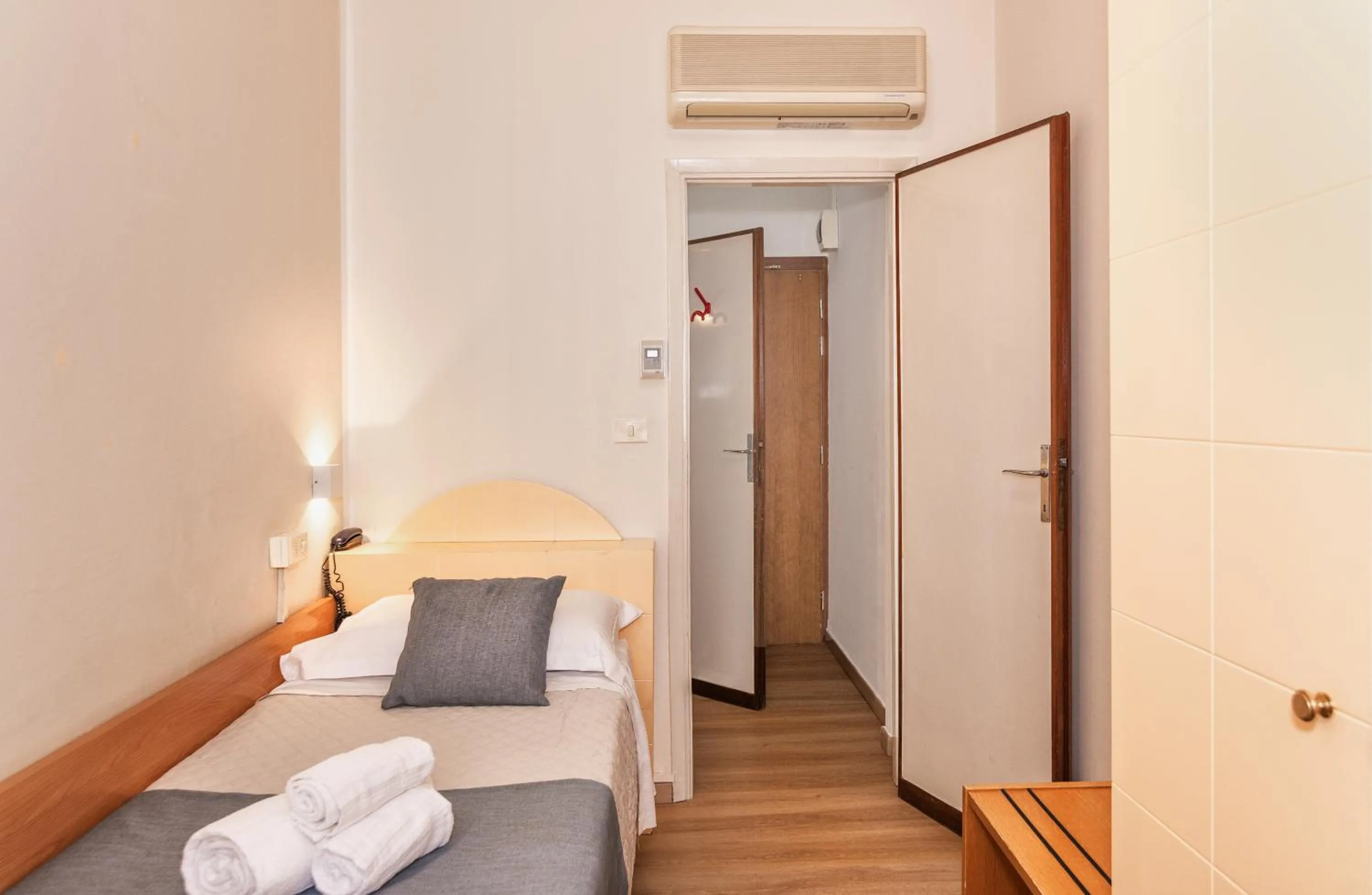 Bed in Hotel Stella D'Italia