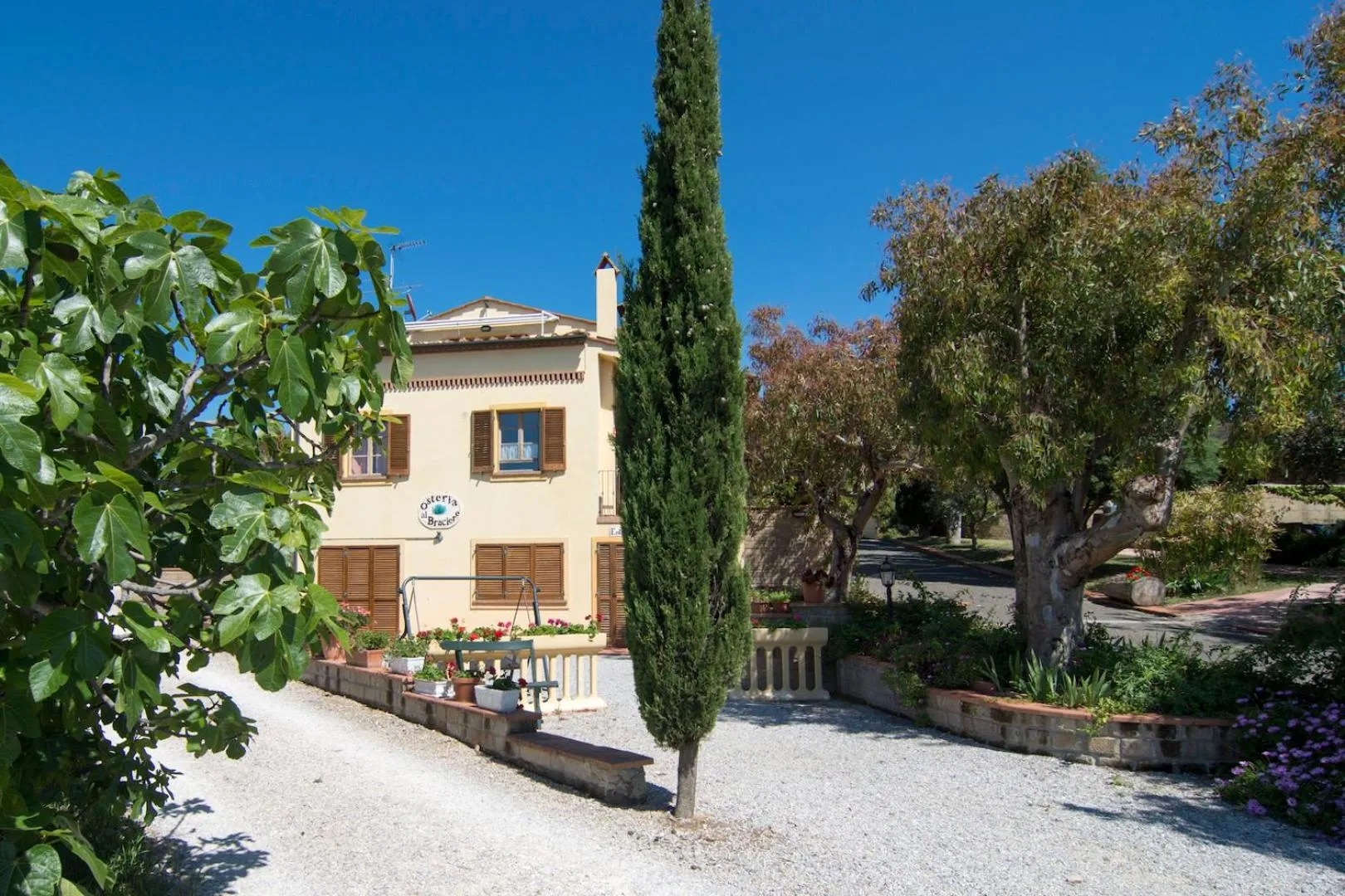 Facade/entrance in RTA Costa Etrusca