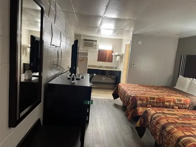 Bed in Scottish Inns Tonawanda