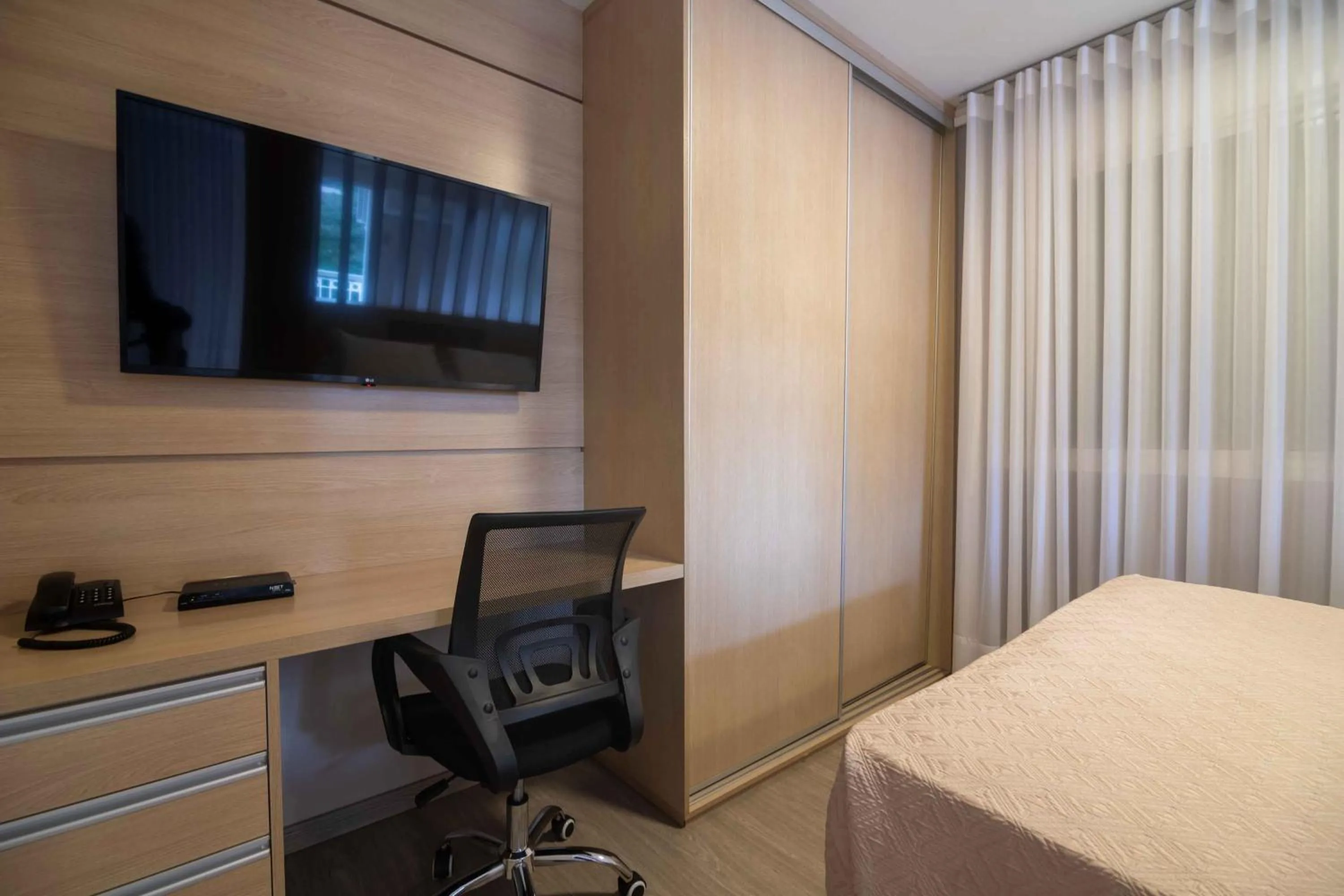 Bed in Bela Vista Hotel & Flat