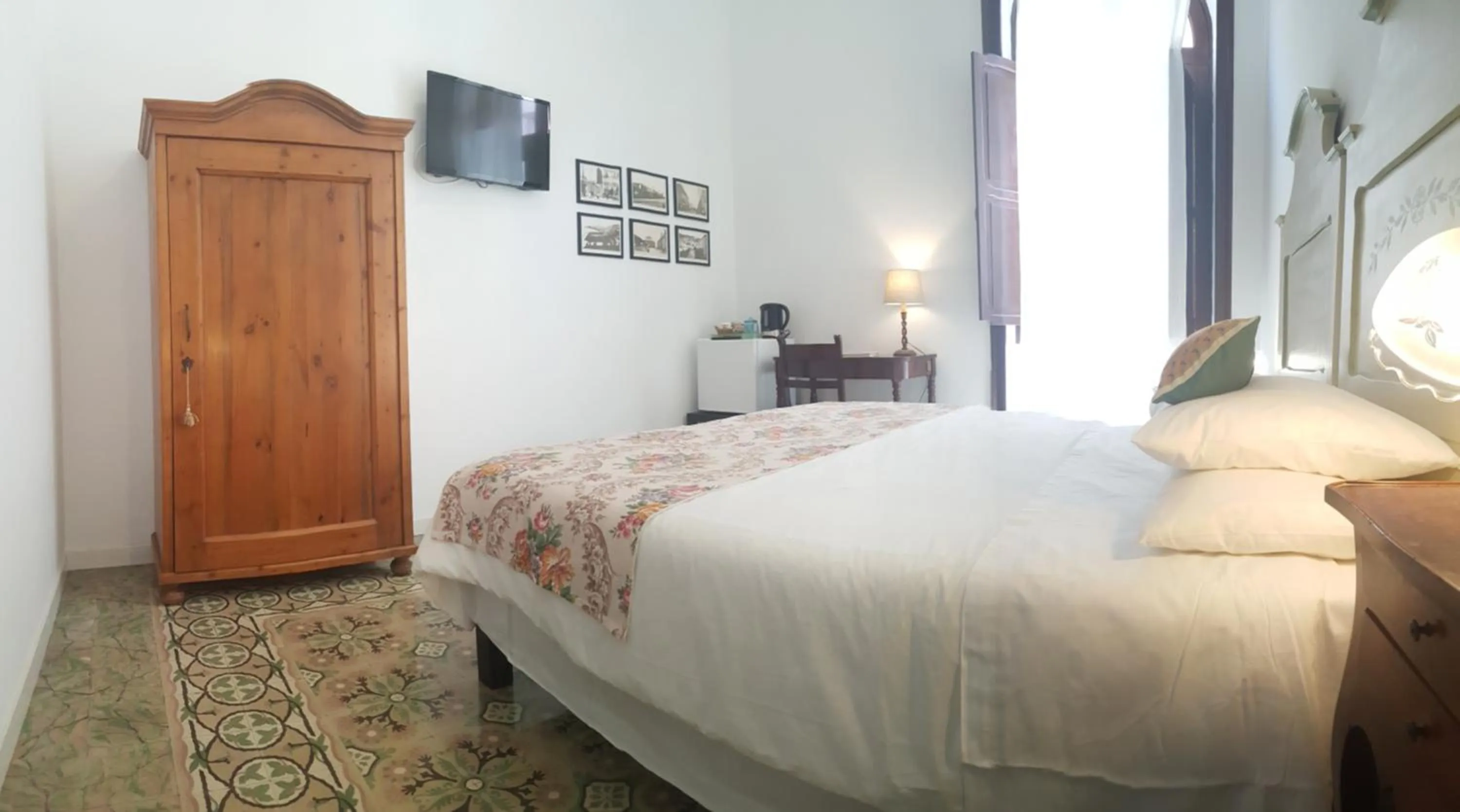 Photo of the whole room, Bed in Los Canaritos