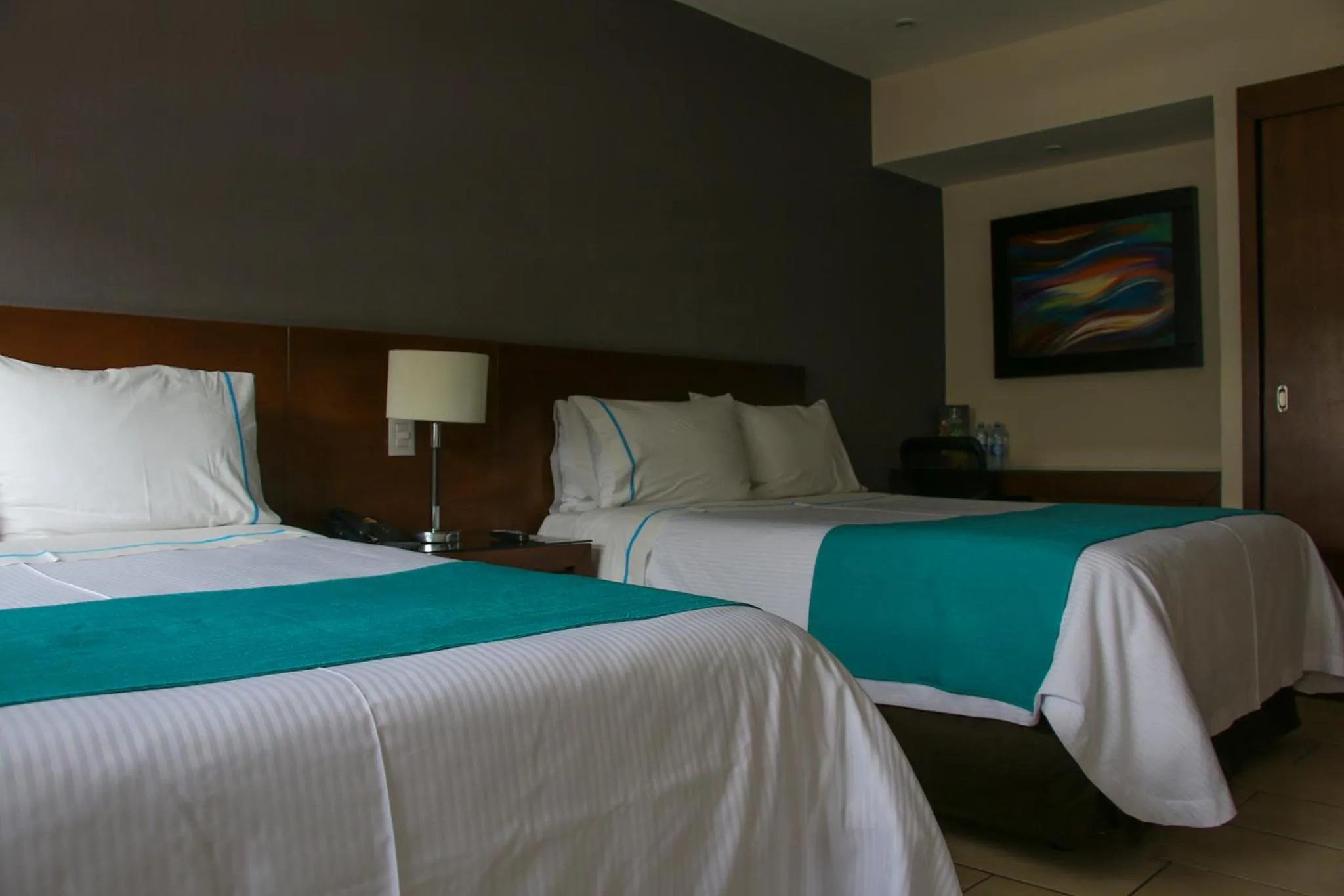 Bedroom, Bed in Country Hotel & Suites