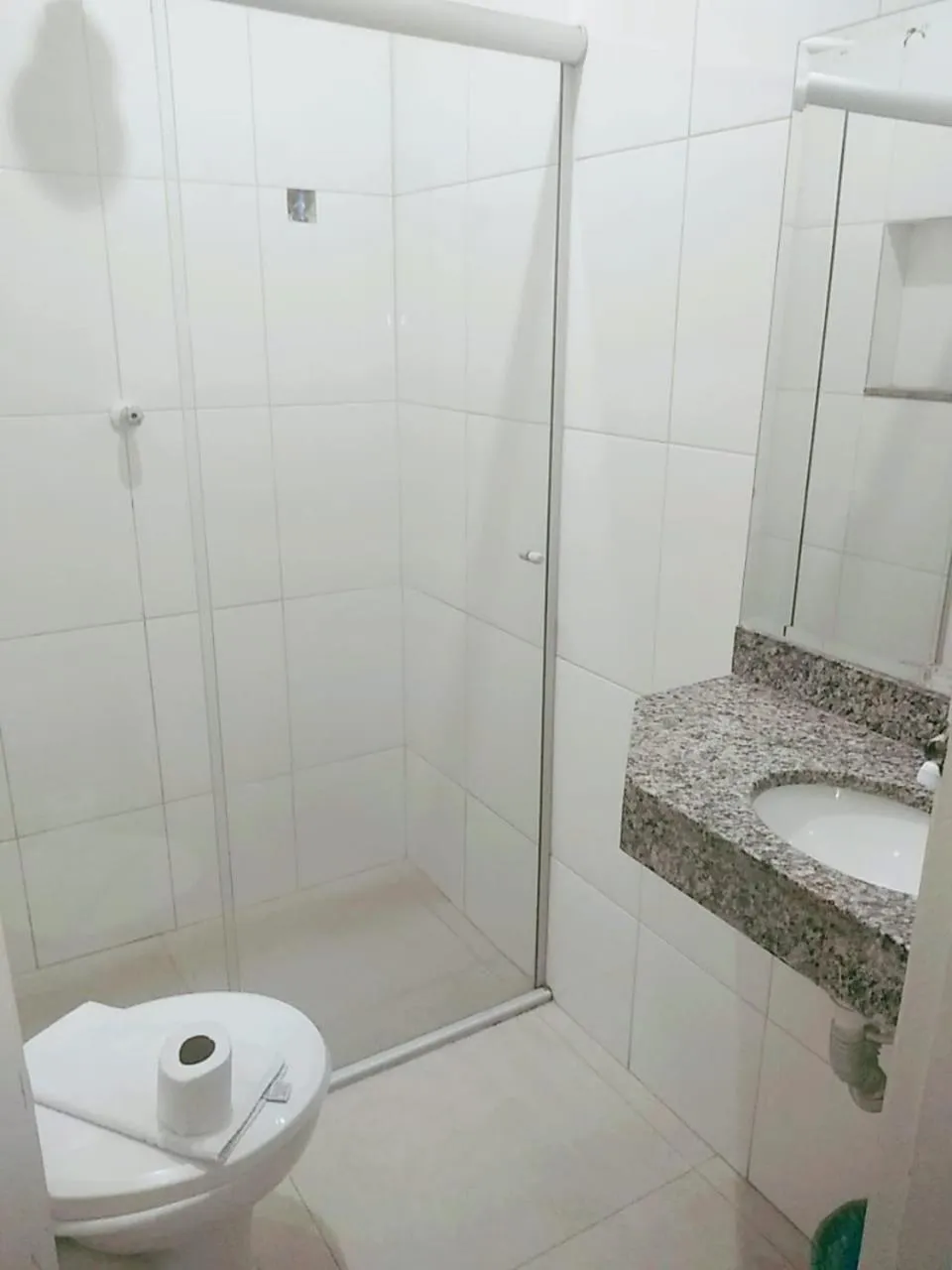 Bathroom in Goias Hotel