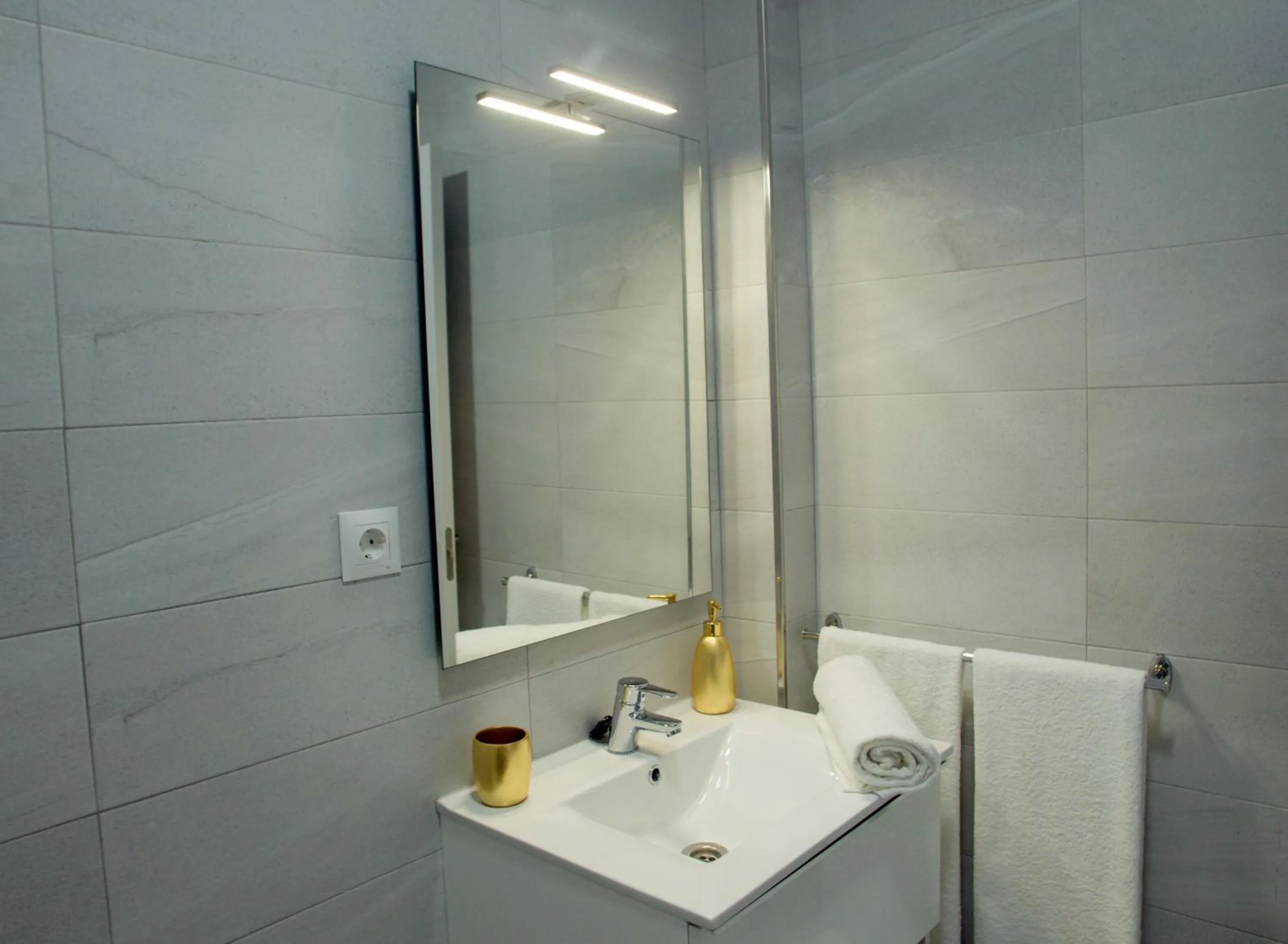 Bathroom in Panther Home Luxury Dreams Sevilla