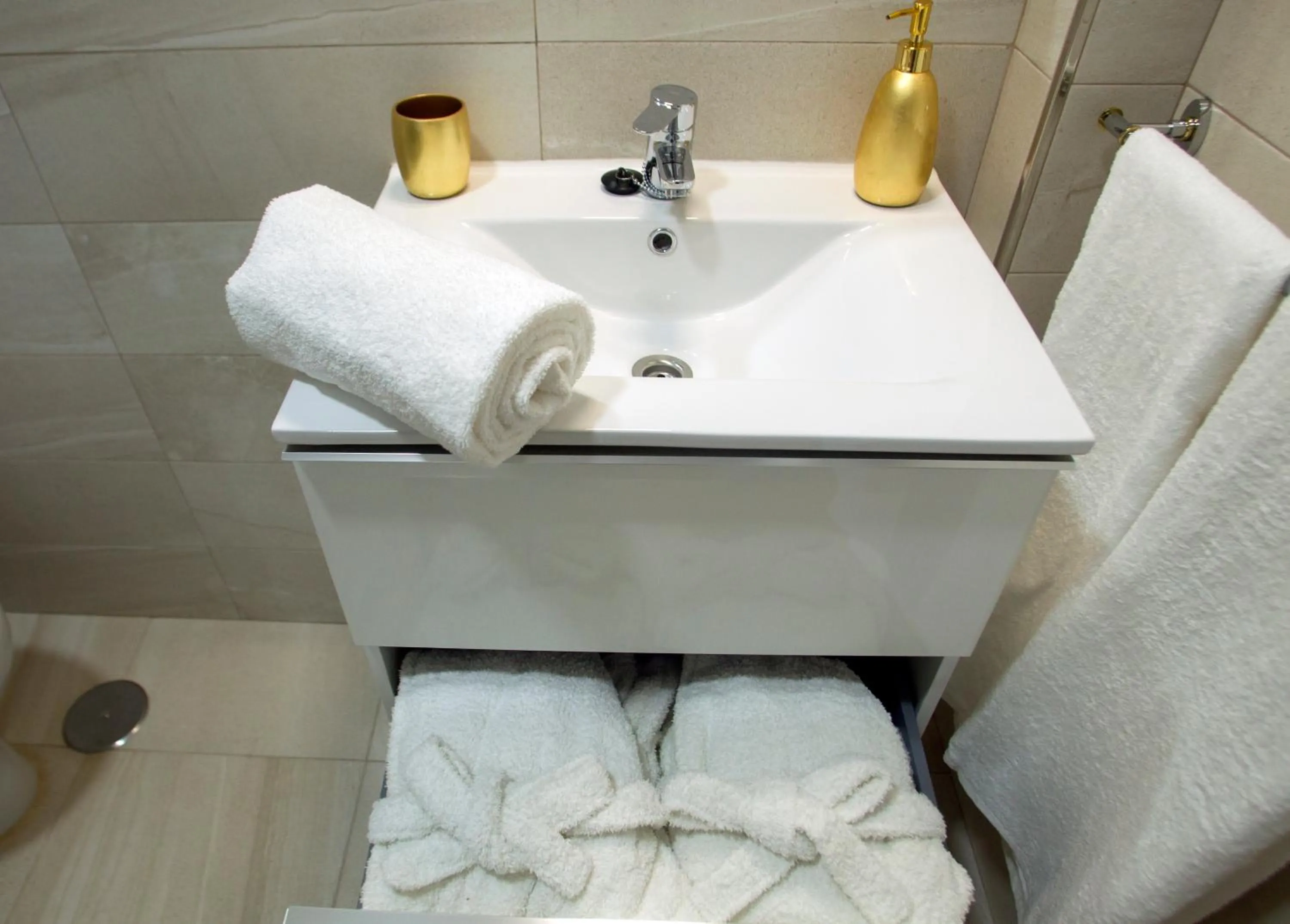 Bathroom in Panther Home Luxury Dreams Sevilla