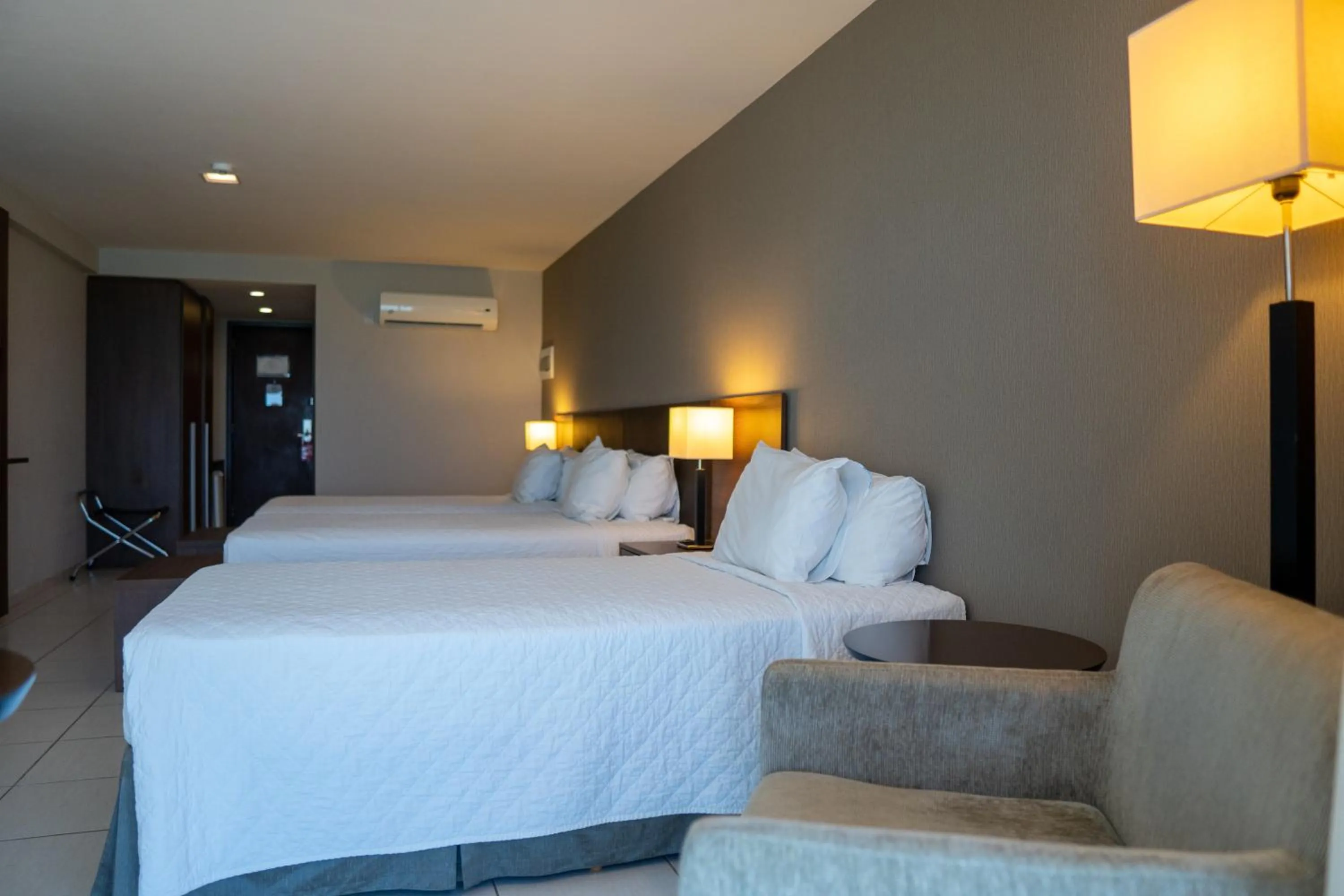 Bedroom, Bed in Transamerica Prestige Recife - Boa Viagem