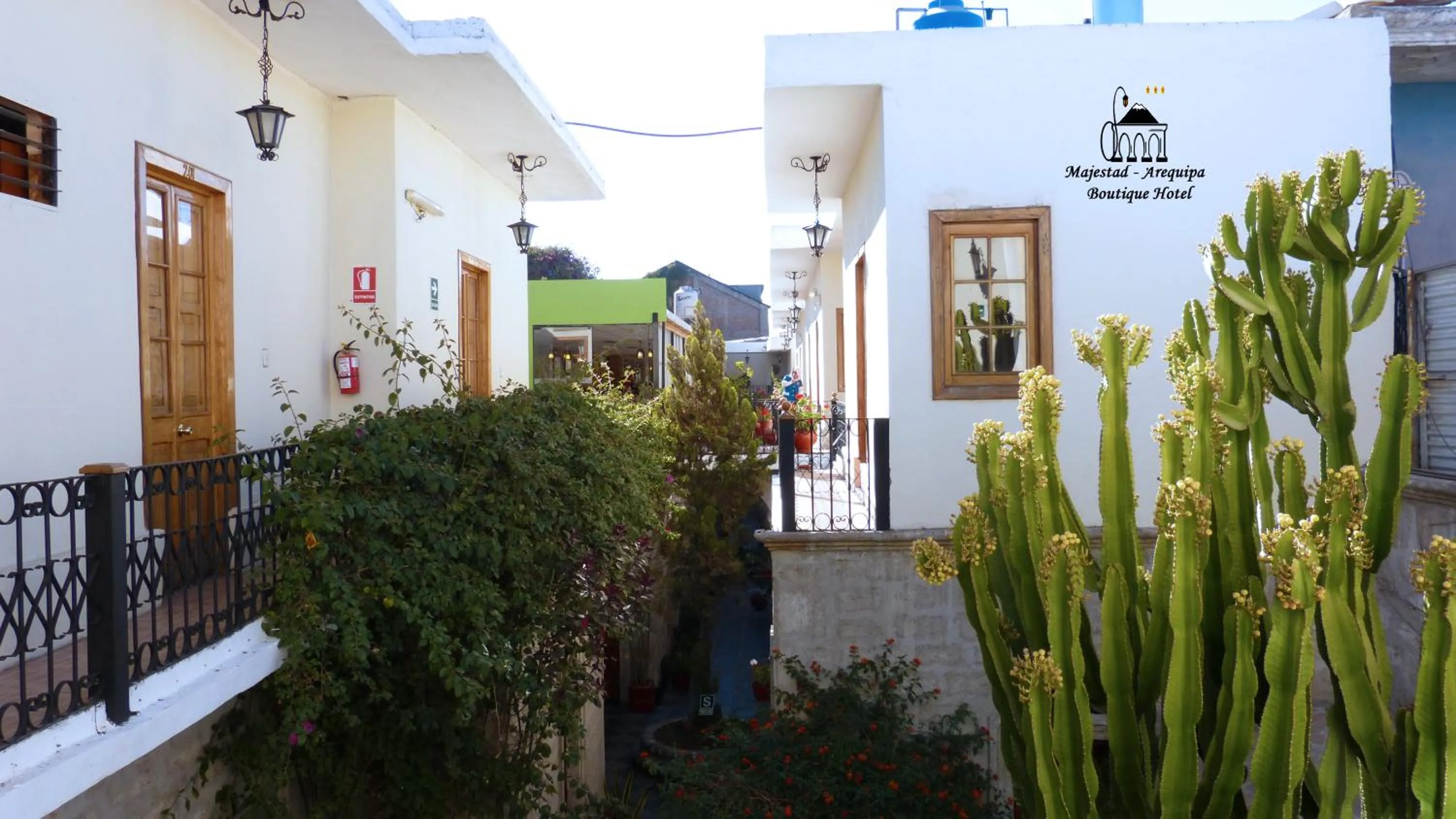 Day in Majestad Hotel Boutique