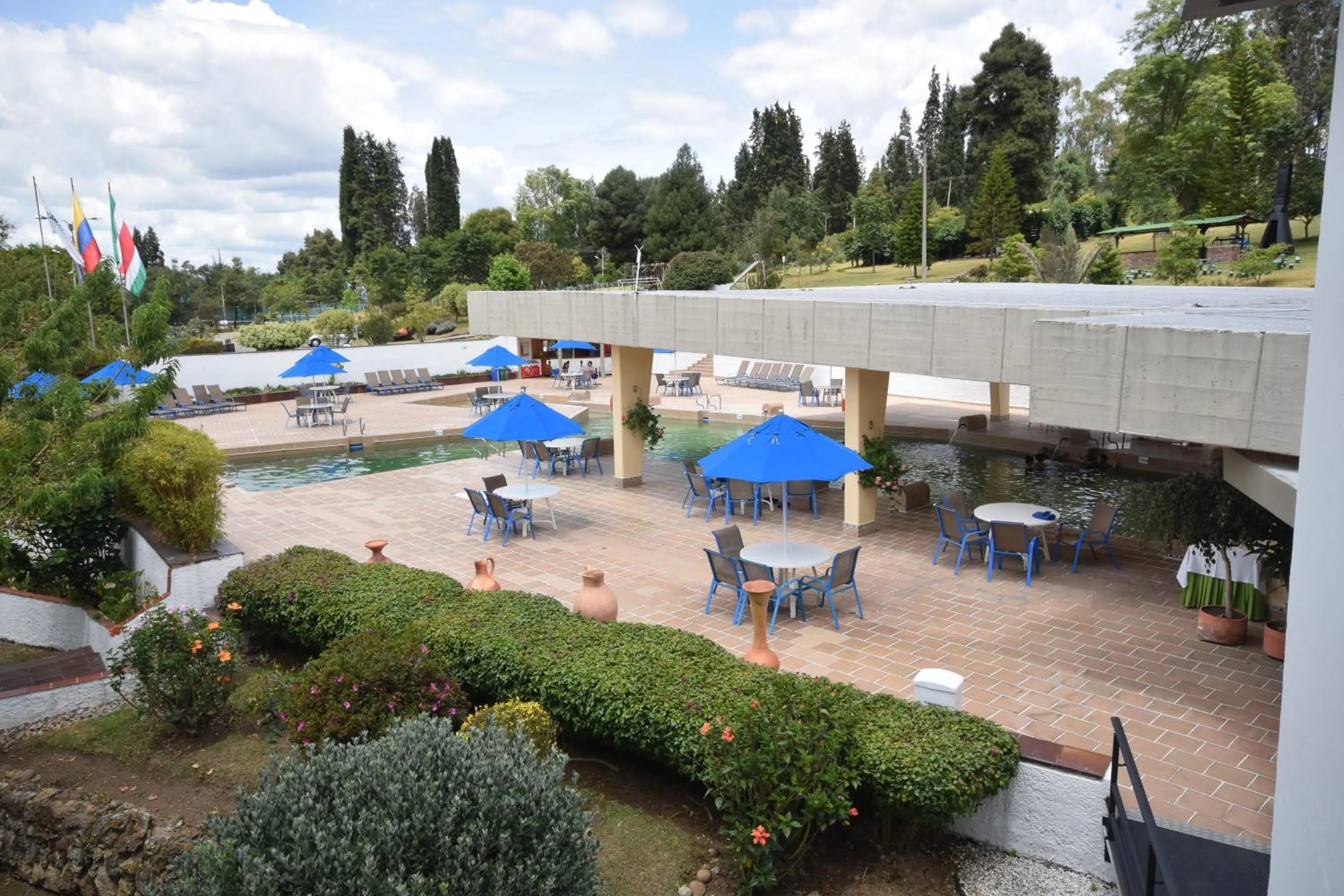 Pool view in D'Acosta Hotel Sochagota