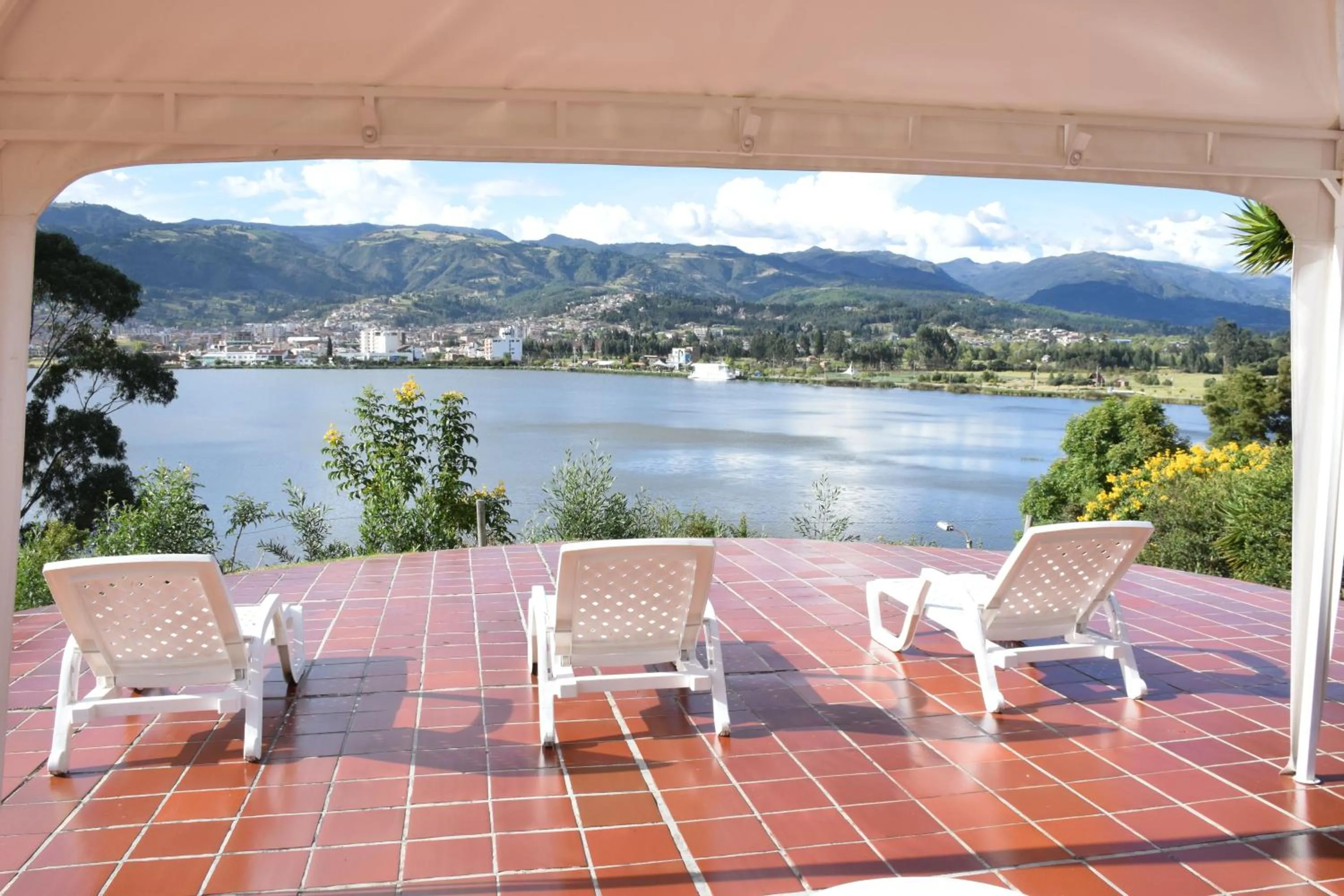 Lake view in D'Acosta Hotel Sochagota