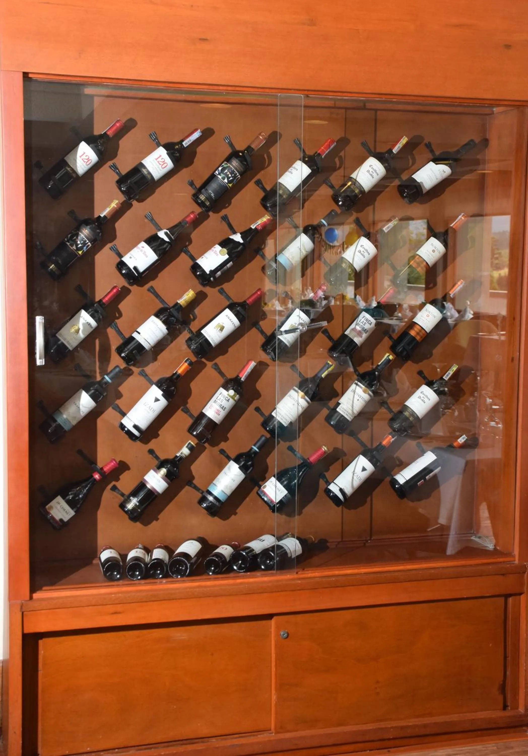 Restaurant/places to eat in D'Acosta Hotel Sochagota