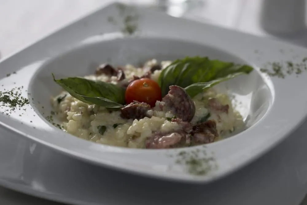 Food in D'Acosta Hotel Sochagota