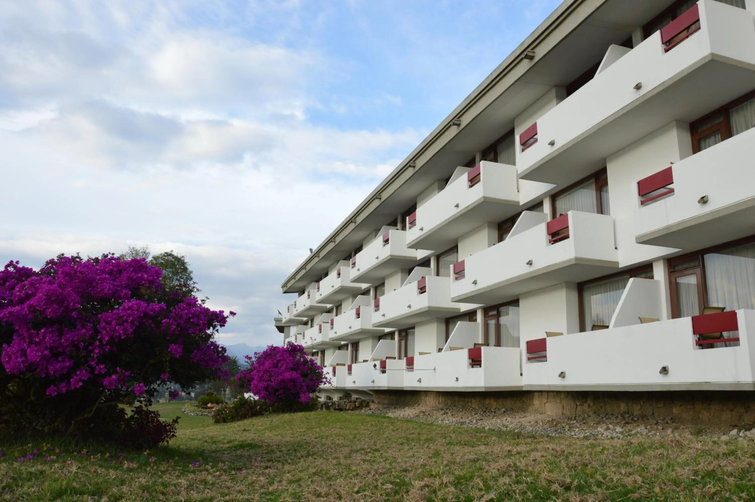 Facade/entrance in D'Acosta Hotel Sochagota
