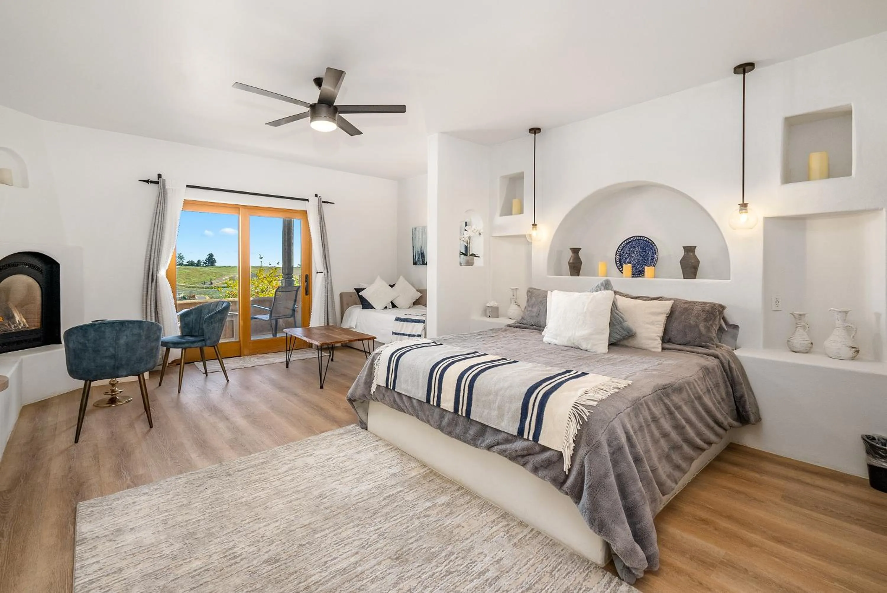 Deluxe King Studio in Sirena Resort