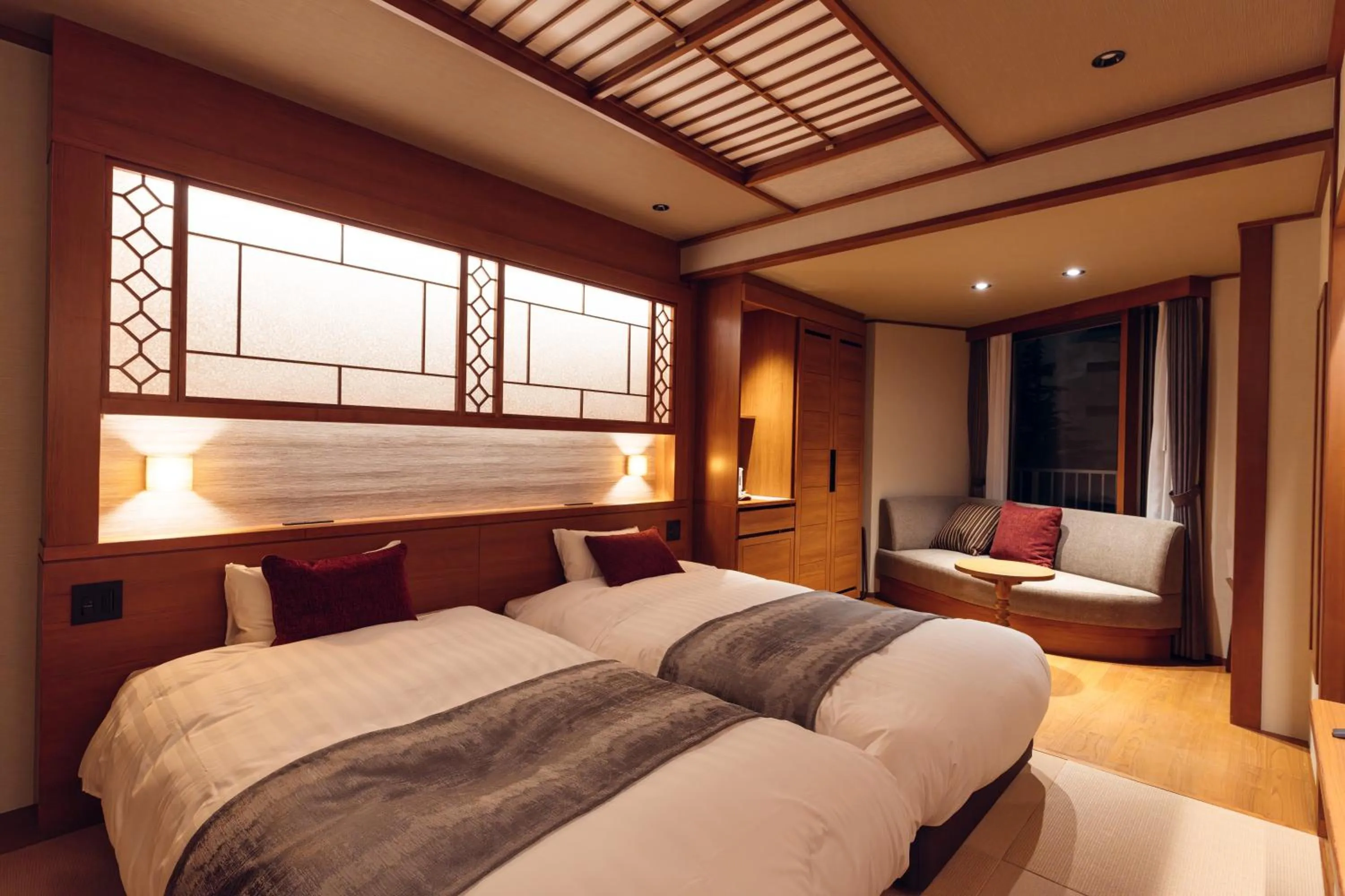 Photo of the whole room, Bed in Hanabishi Hotel