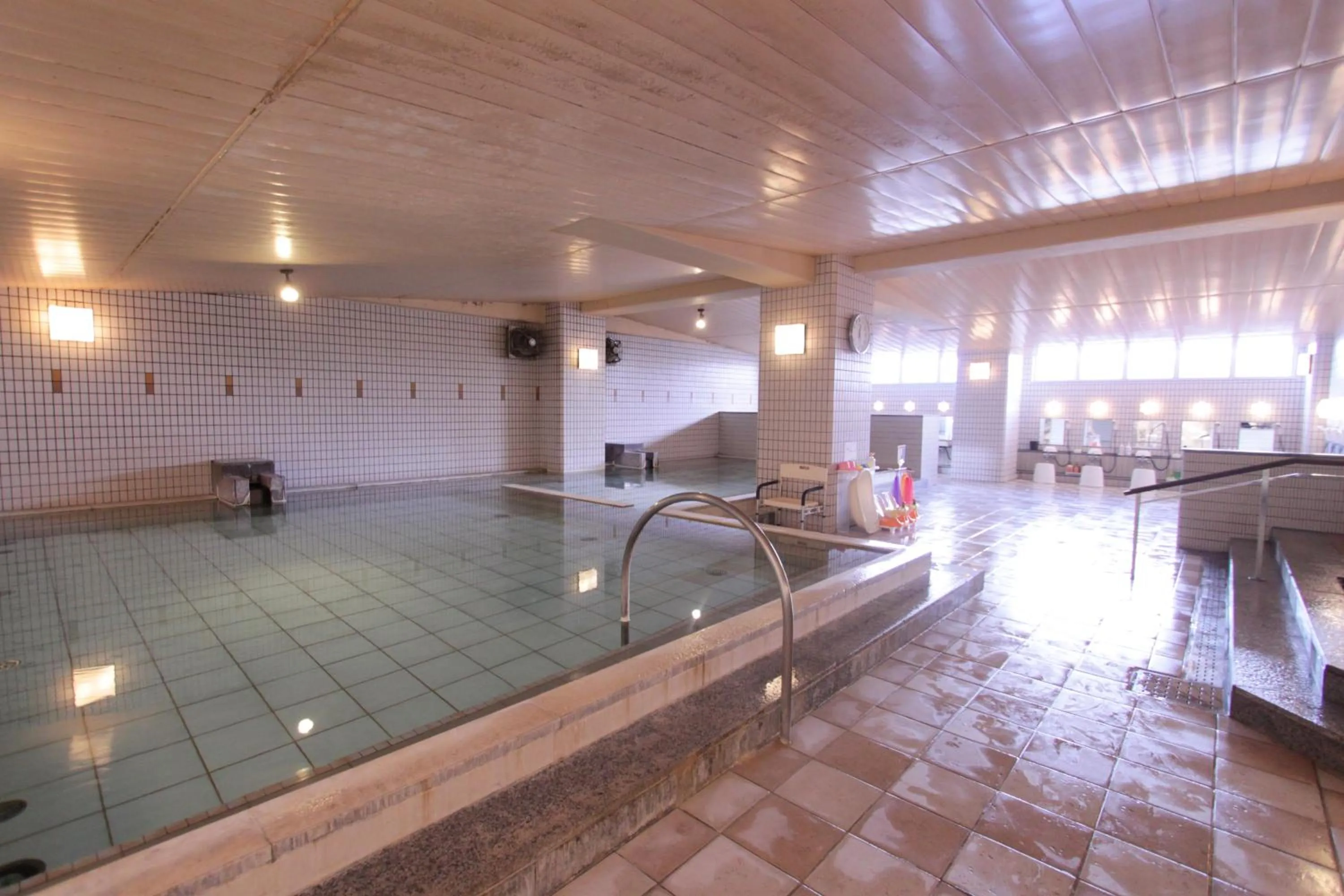 Hot Spring Bath in Hanabishi Hotel