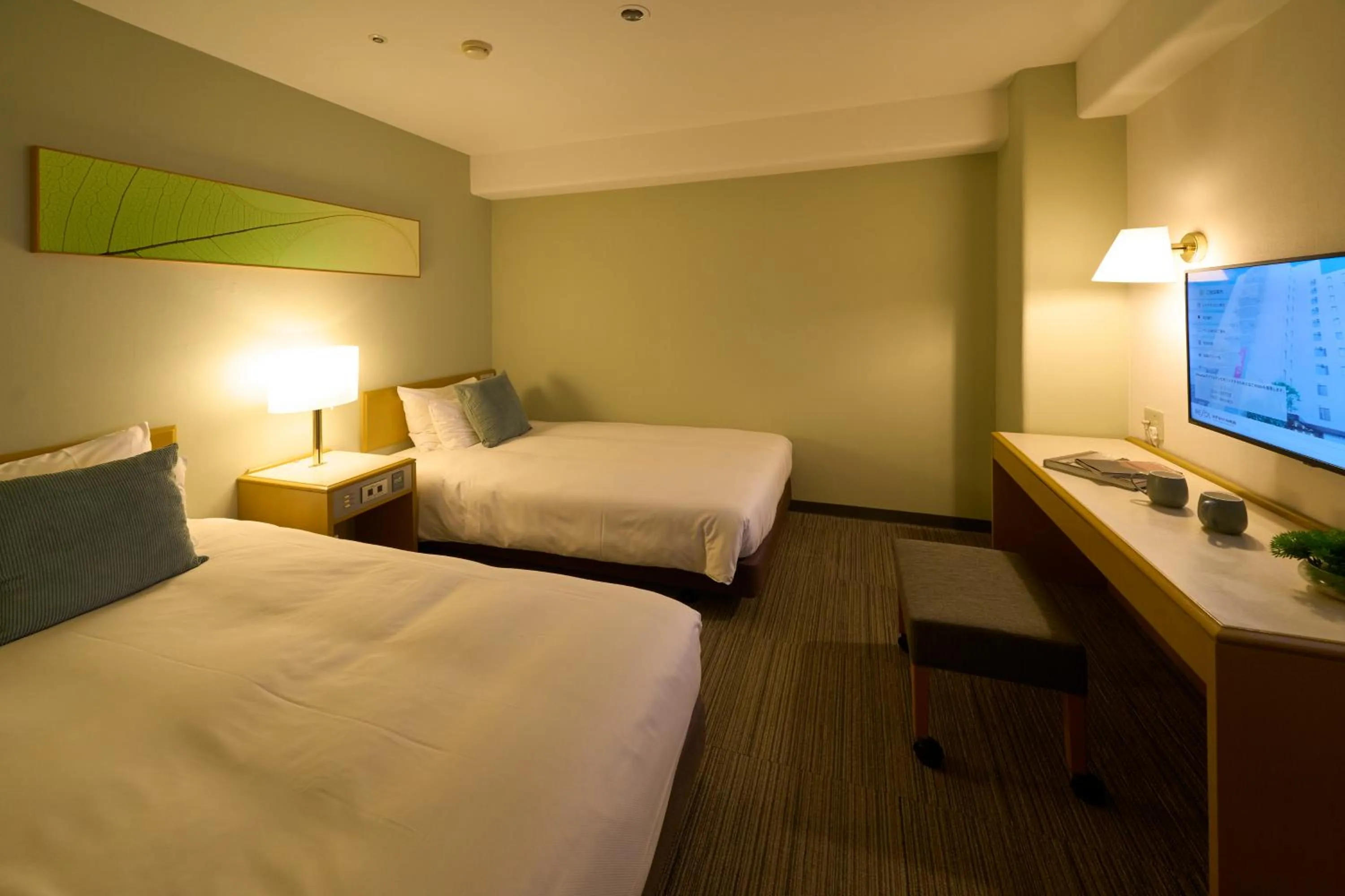 Photo of the whole room, Bed in Hotel Resol Machida