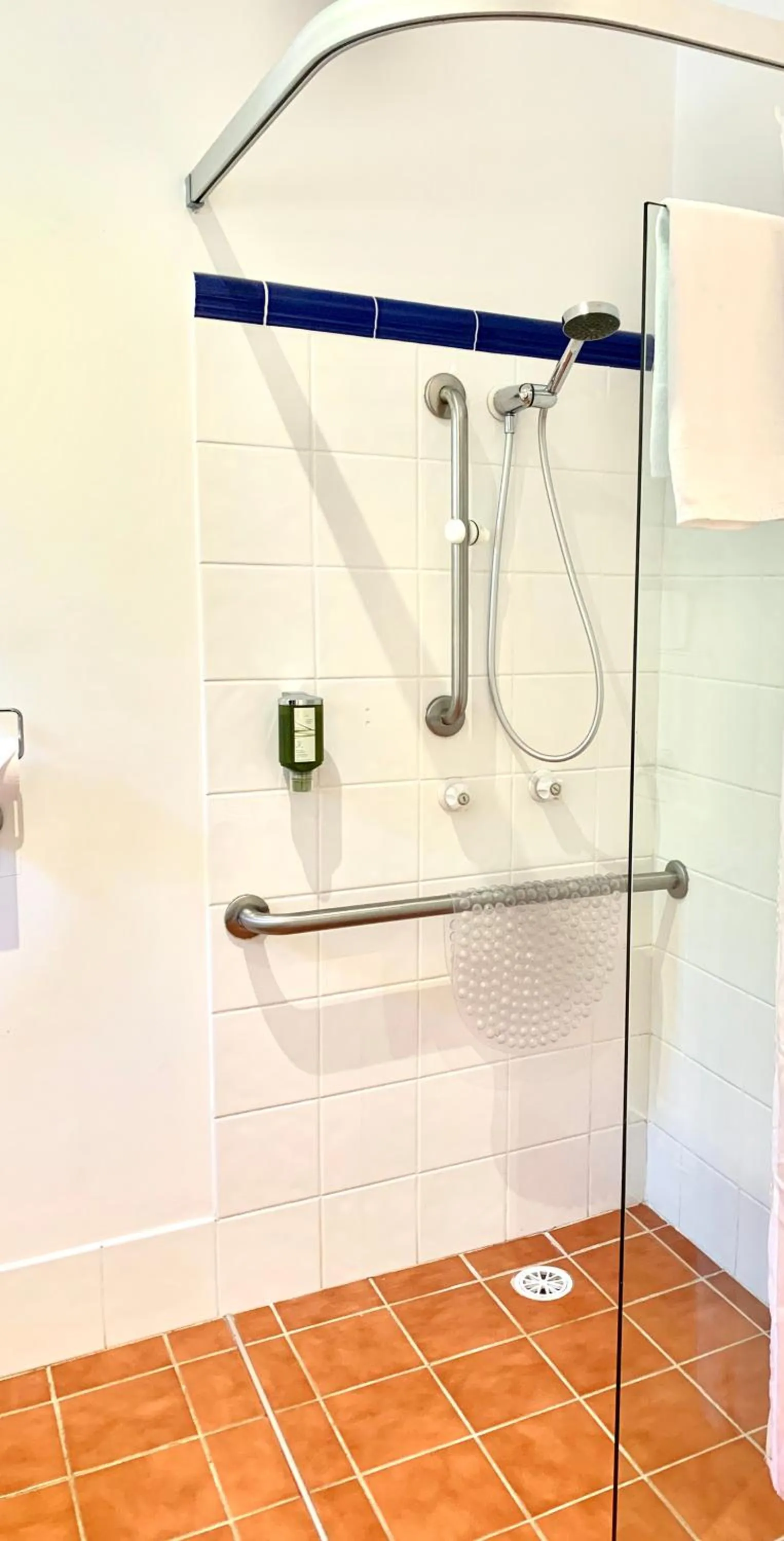 Shower in Estate Tuscany