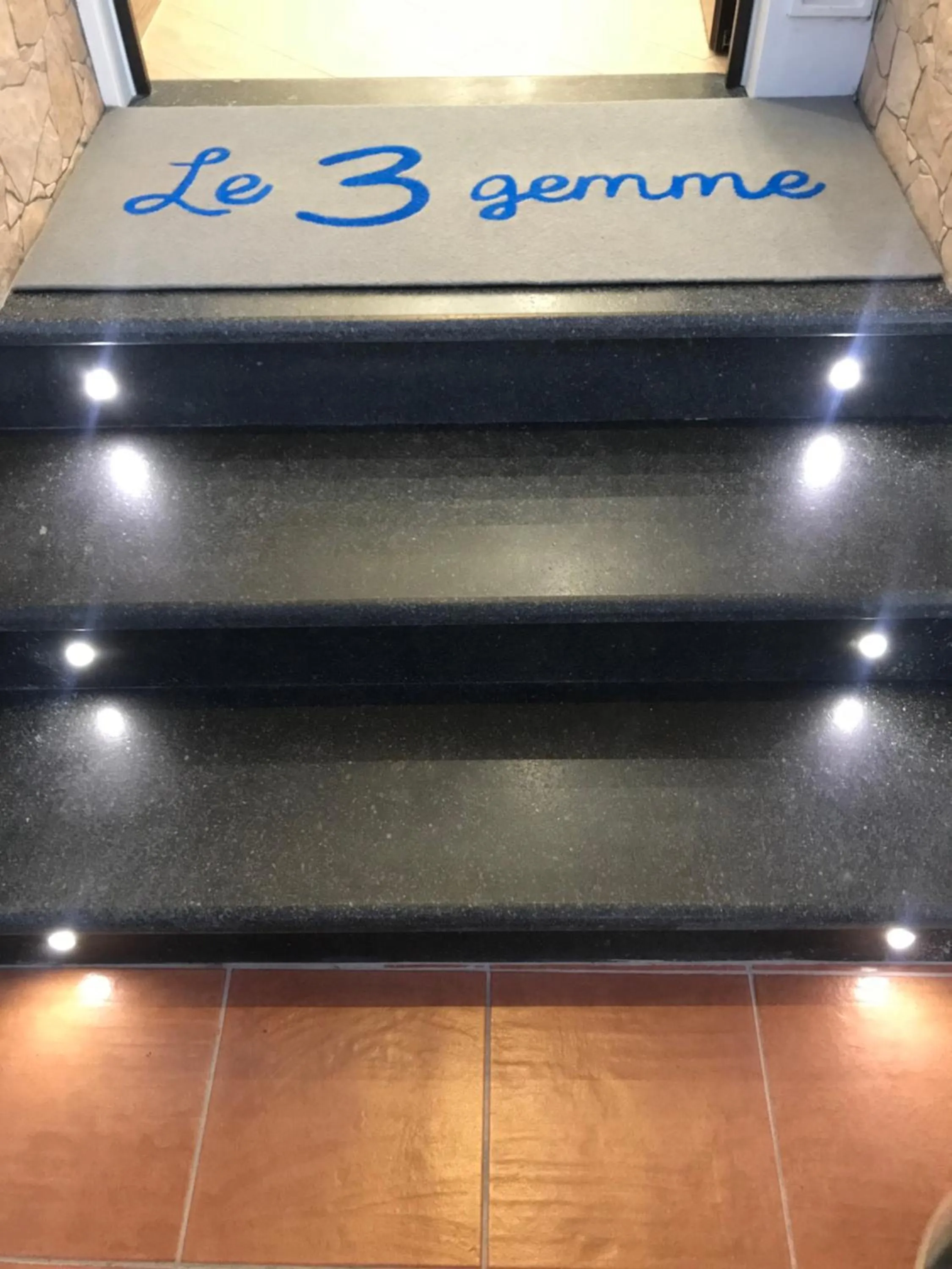 Facade/entrance in Le Tre Gemme