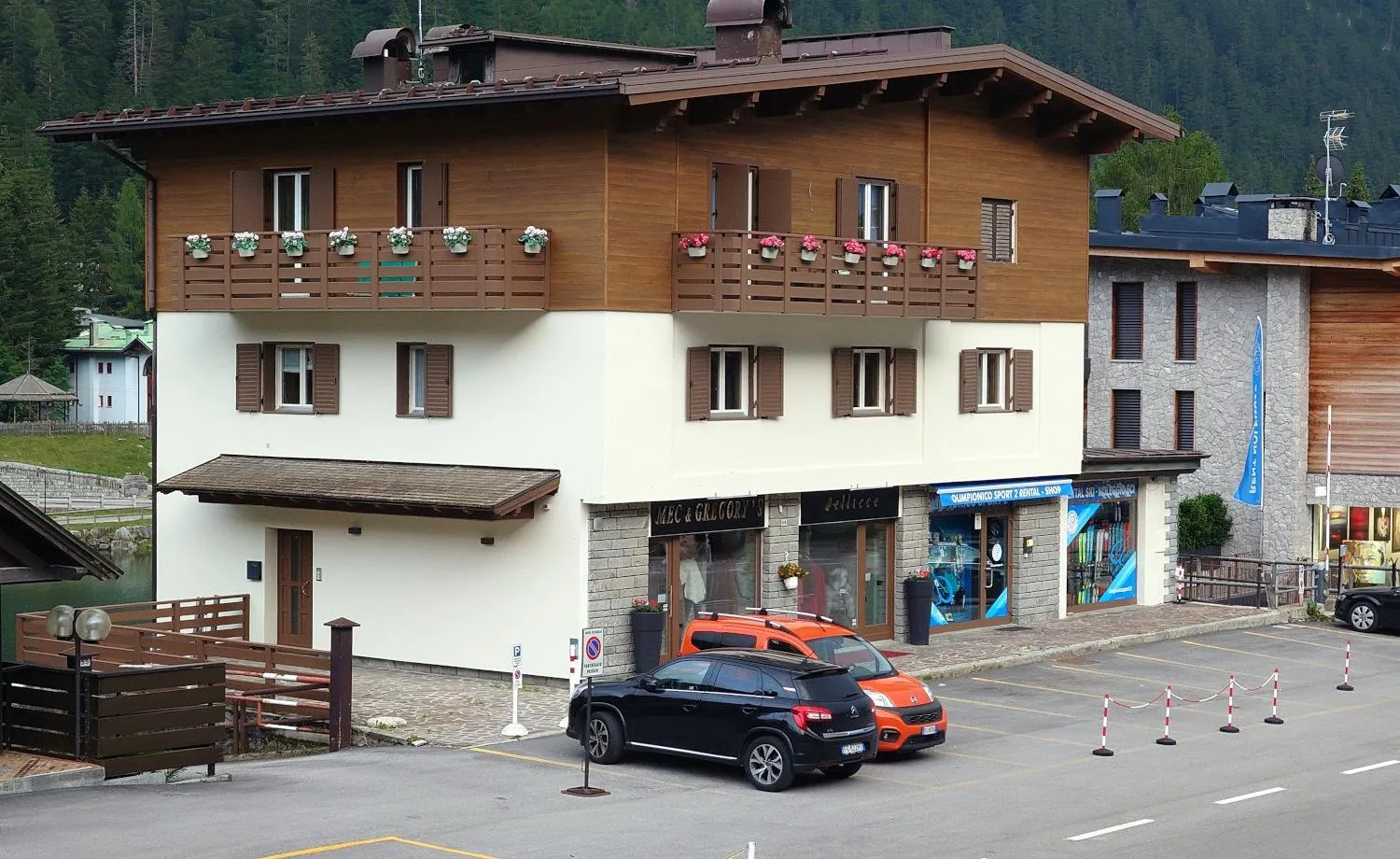 Bilocale centro paese con posto auto