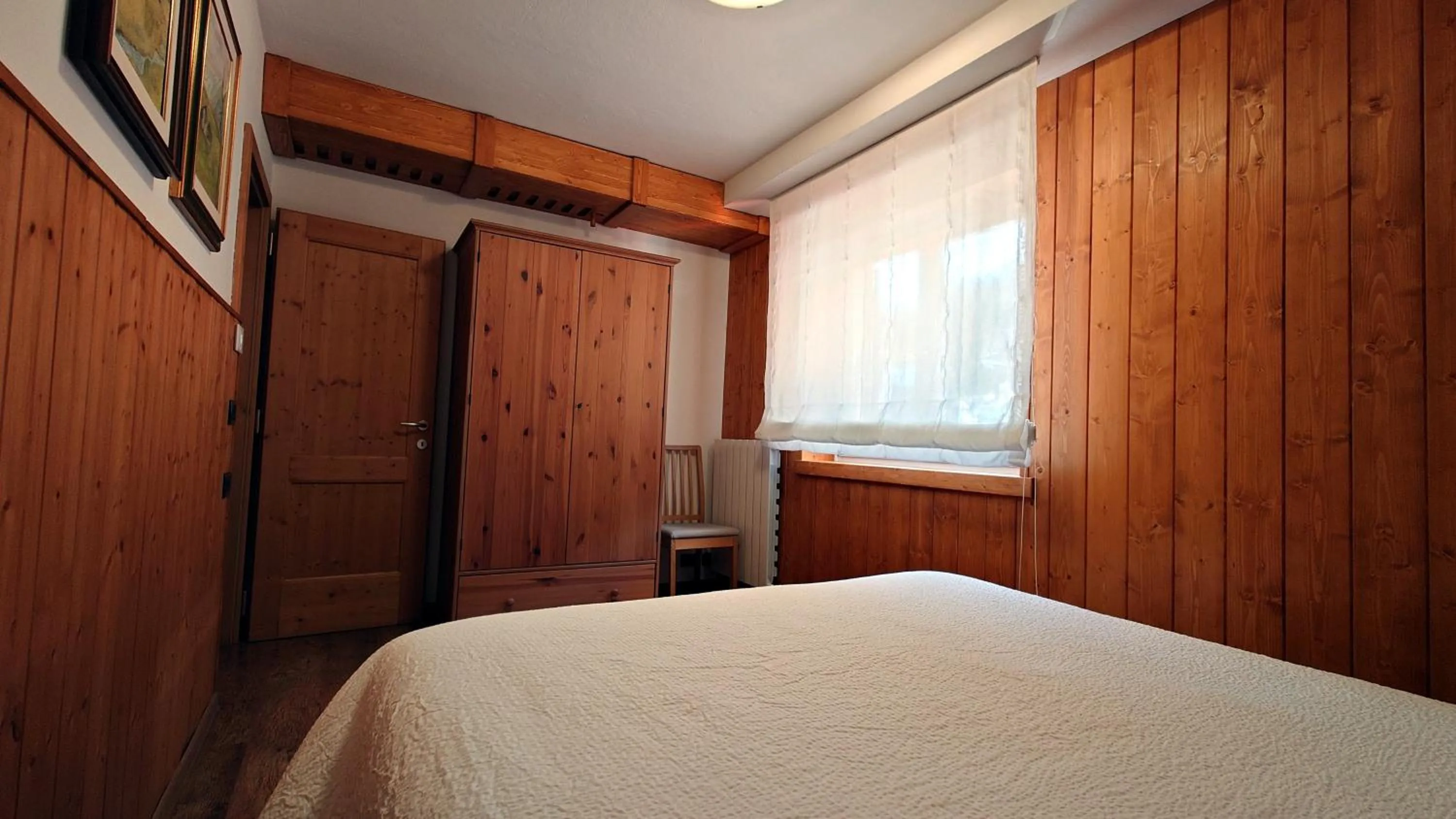 Bedroom, Bed in Bilocale centro paese con posto auto