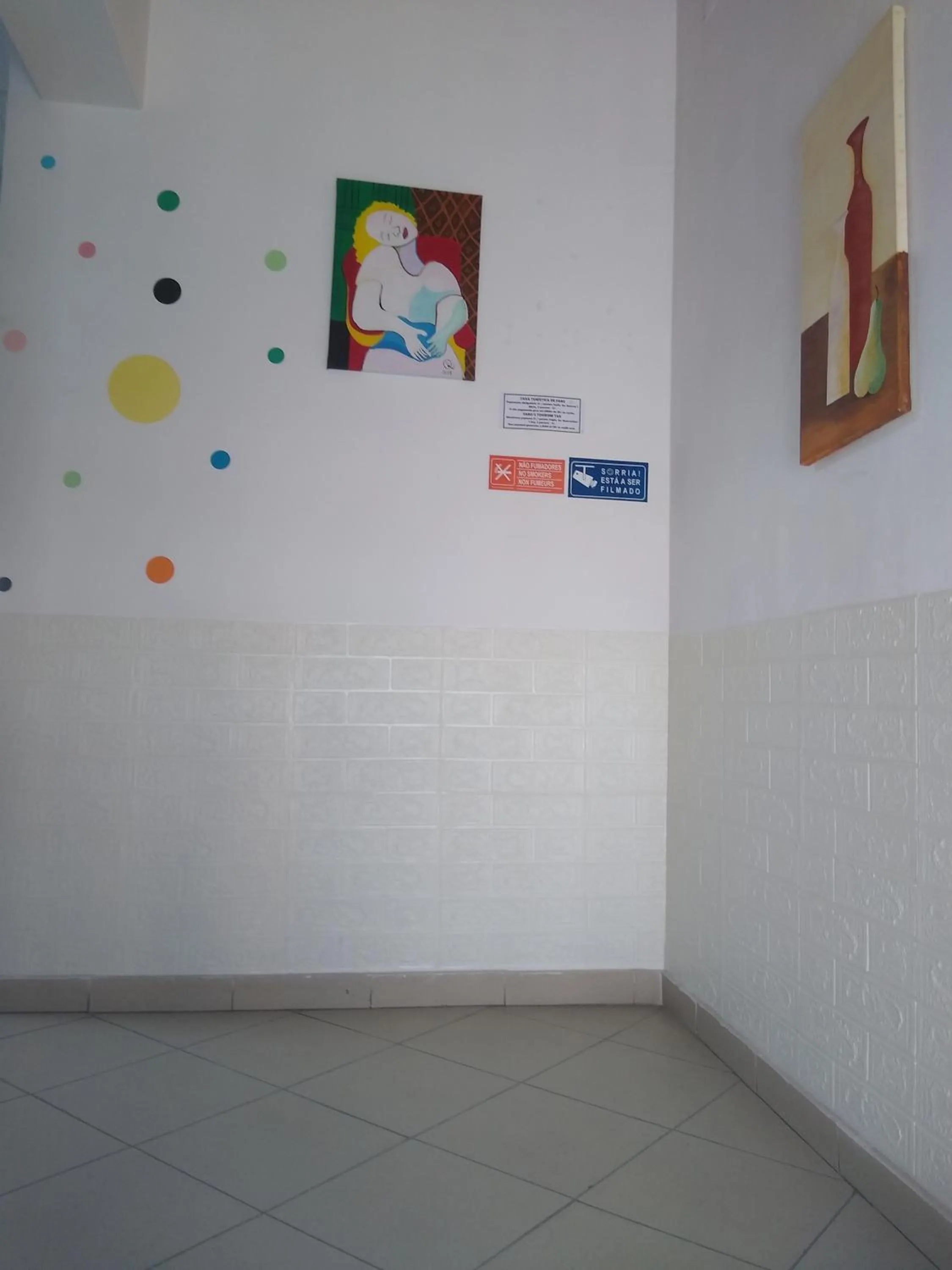 Area and facilities in Melaya Budget Hostel