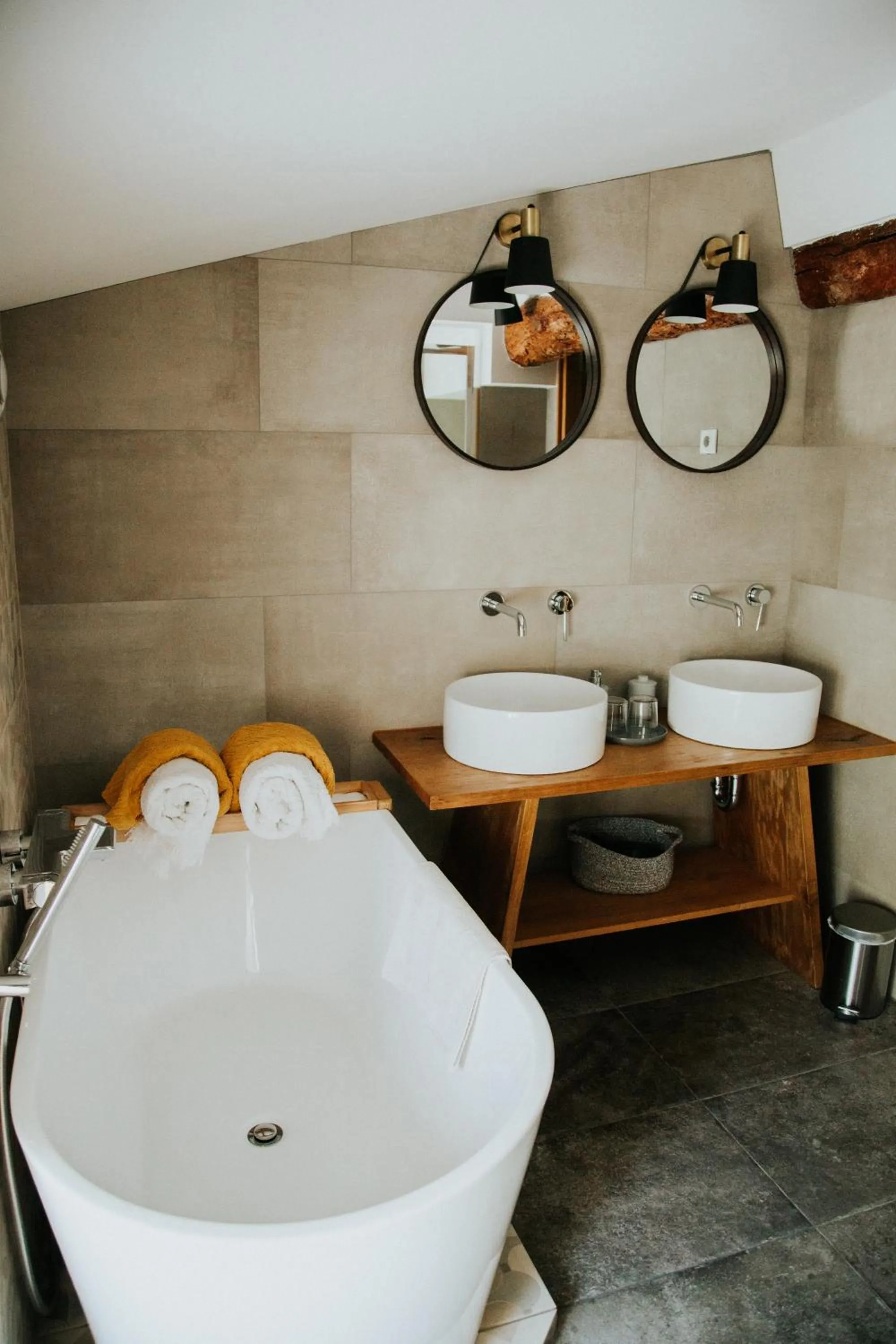 Bathroom in Le Moulin Camoula