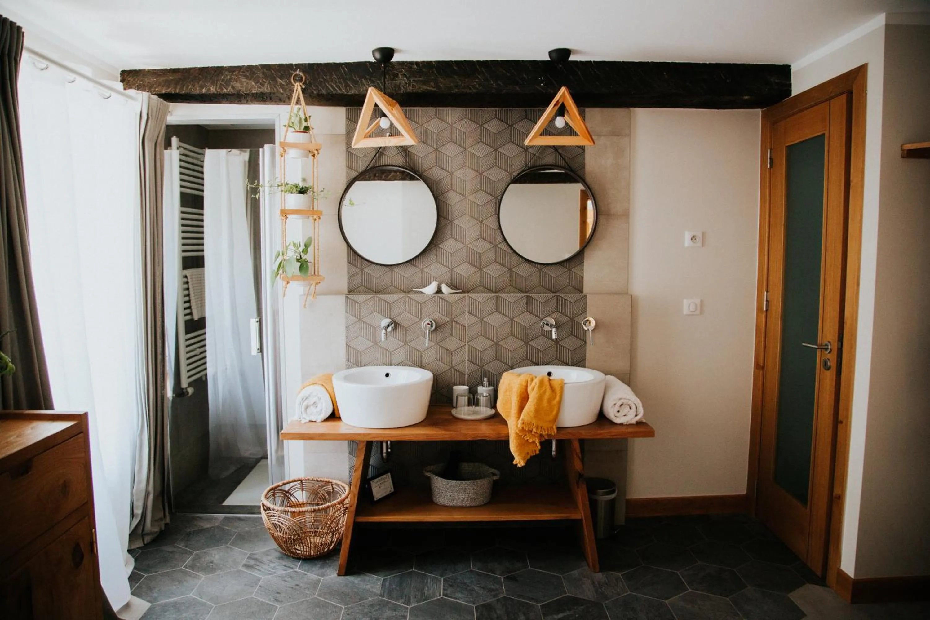 Bathroom in Le Moulin Camoula