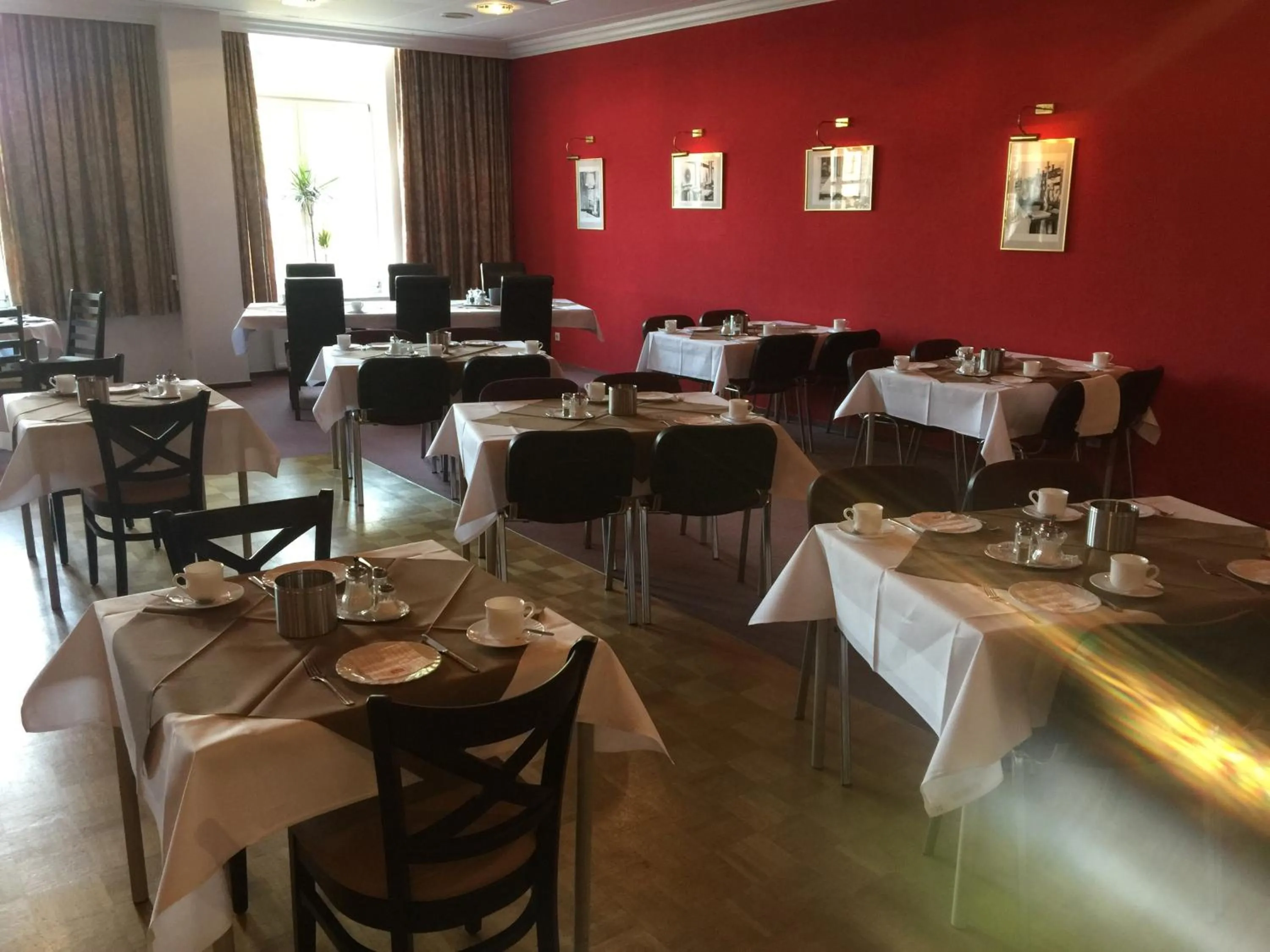 Breakfast in Zur Eldenburg