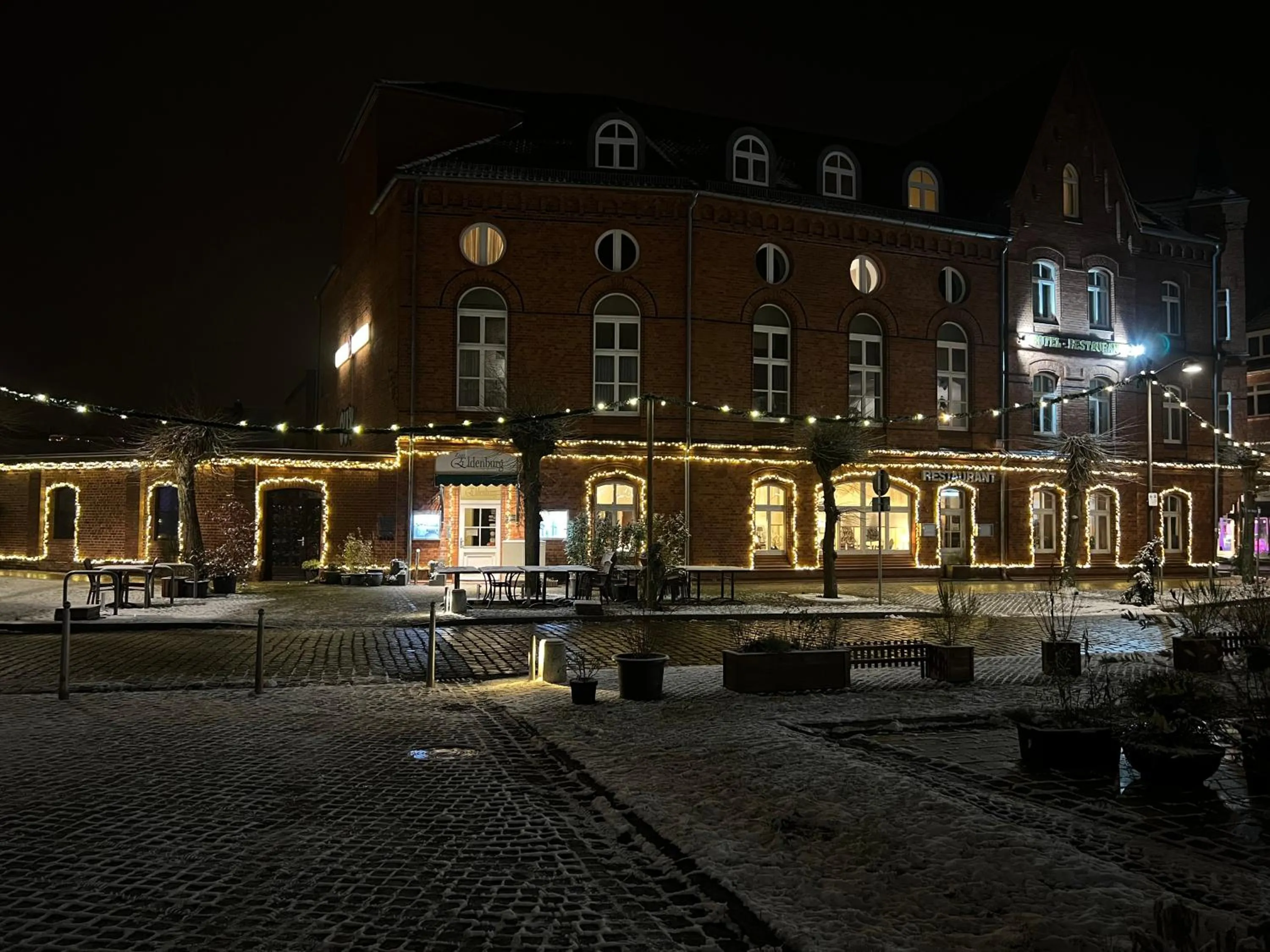 Property building in Zur Eldenburg