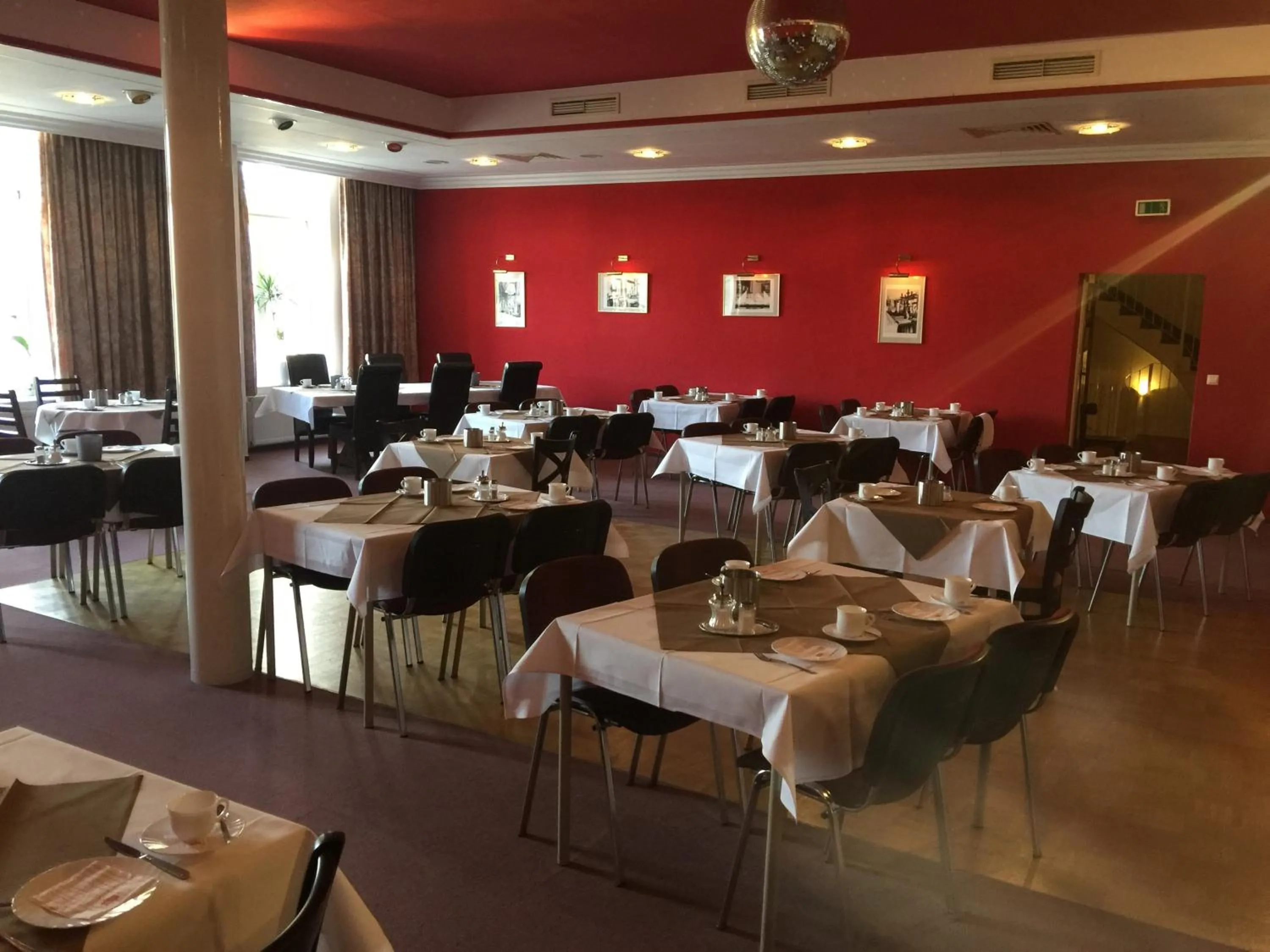 Breakfast in Zur Eldenburg