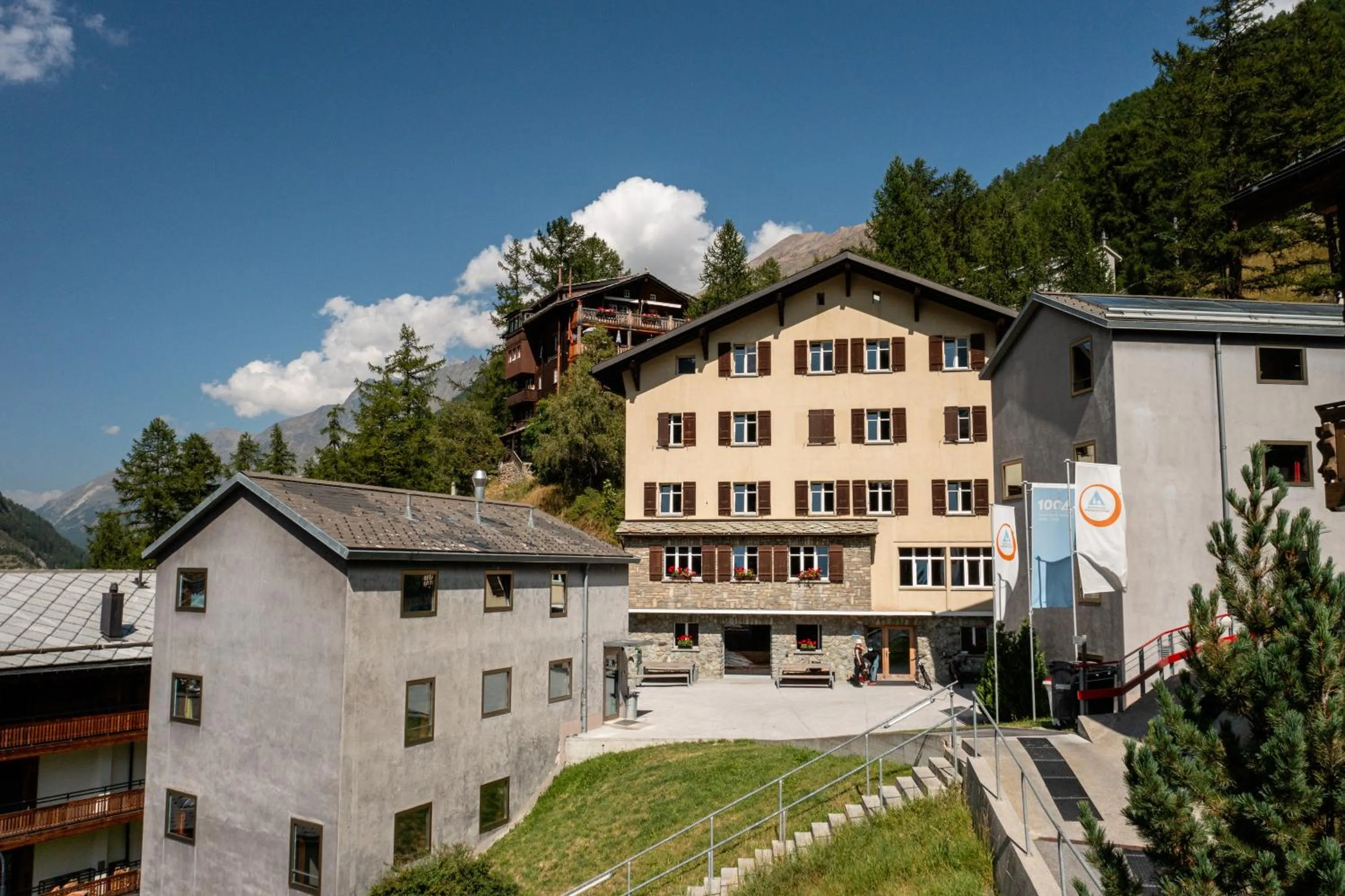 Property building in Zermatt Youth Hostel