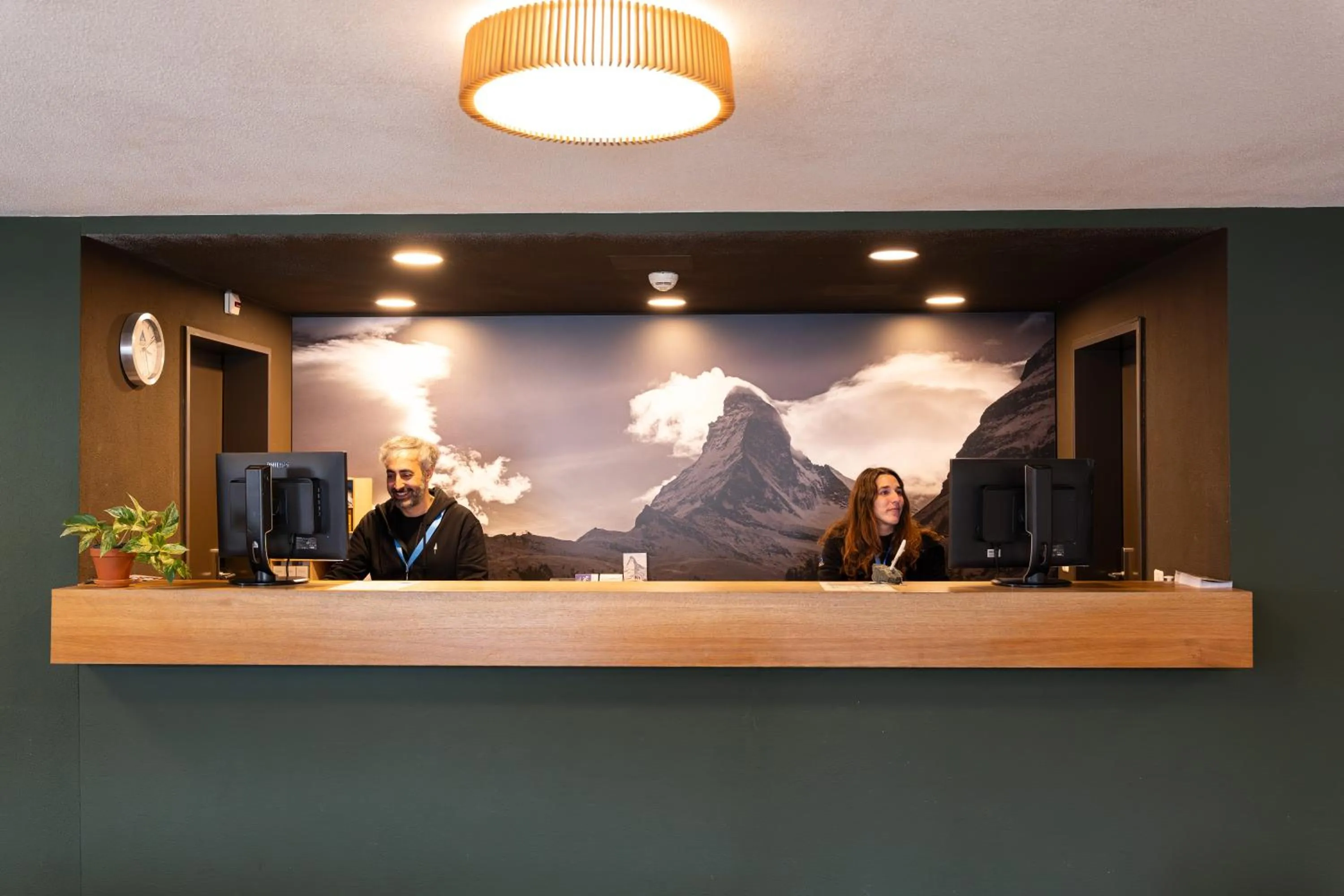Lobby or reception in Zermatt Youth Hostel