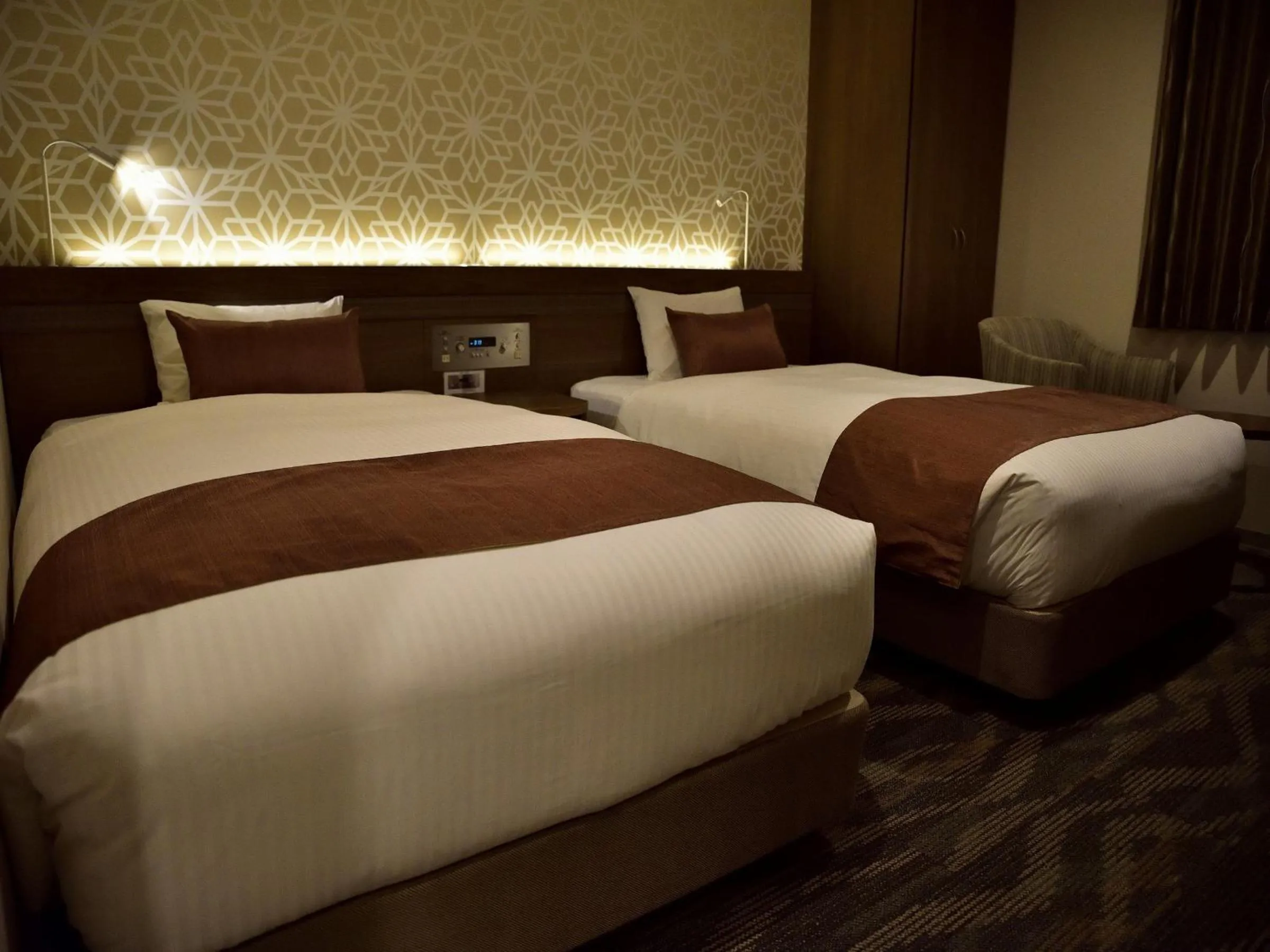 Bedroom, Bed in Hotel Fukuoka Garden Palace