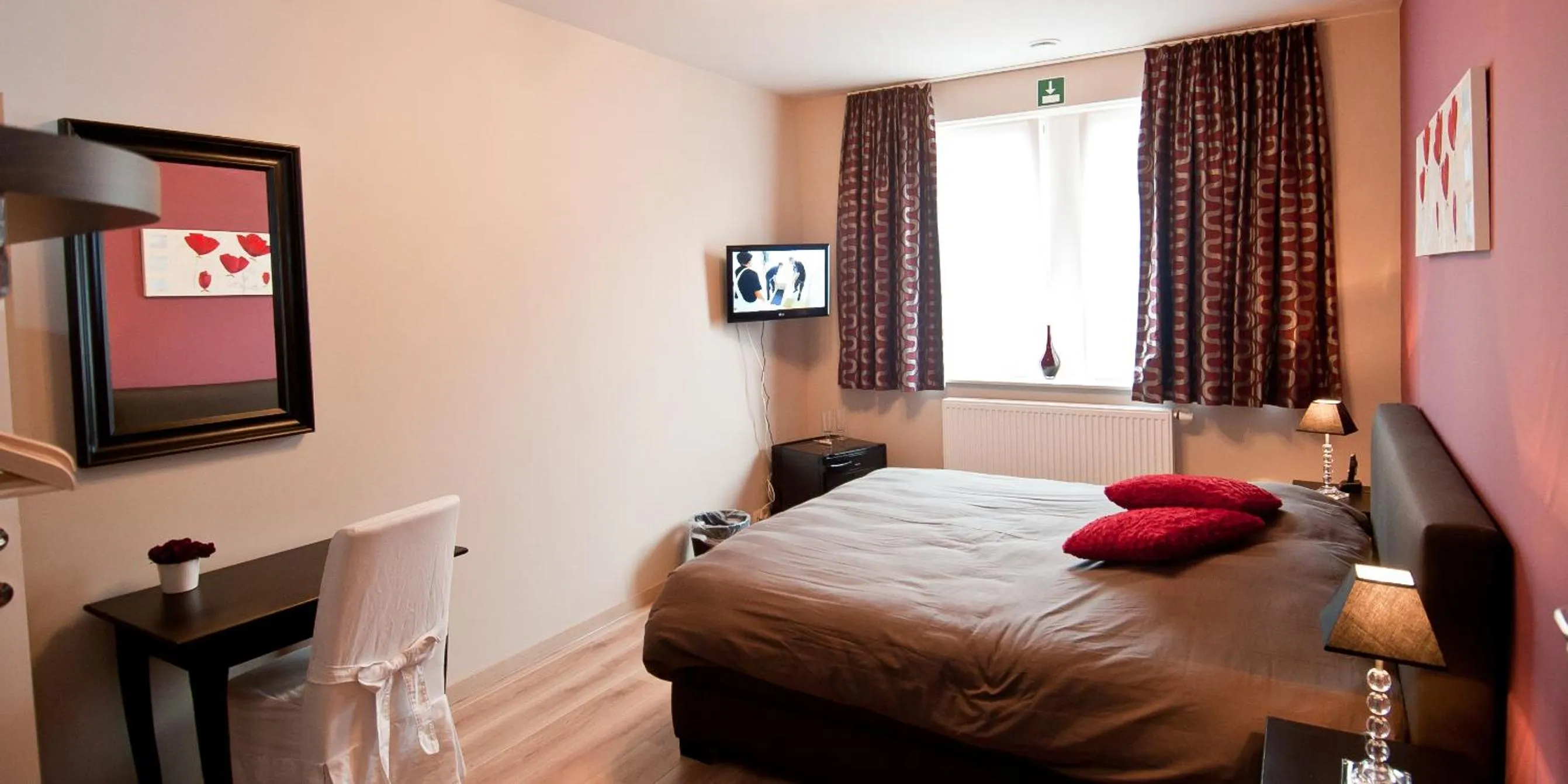 Bedroom, Bed in B&B Innbrugas