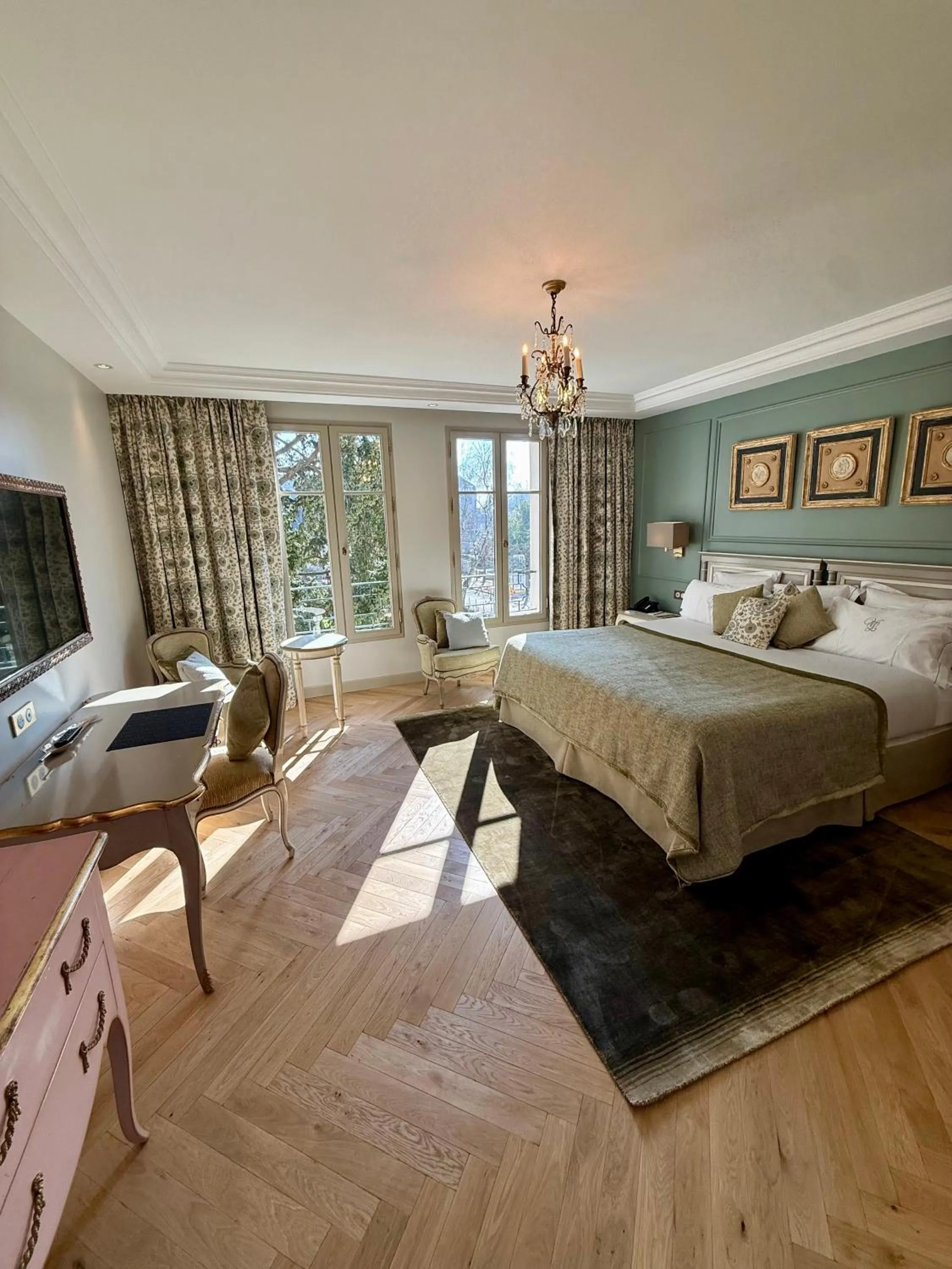 Bed in Villa Lara Hotel