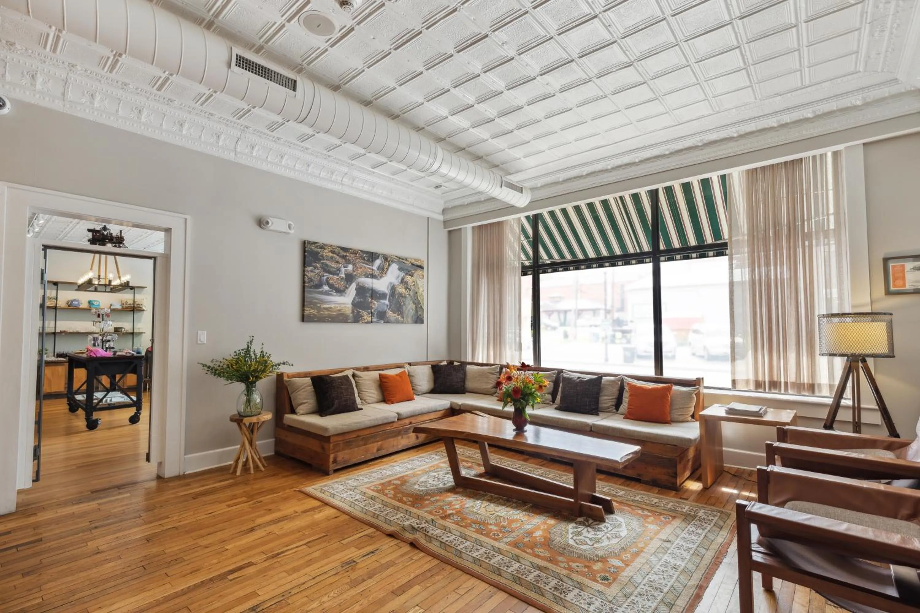 Lobby or reception in Western Front Hotel