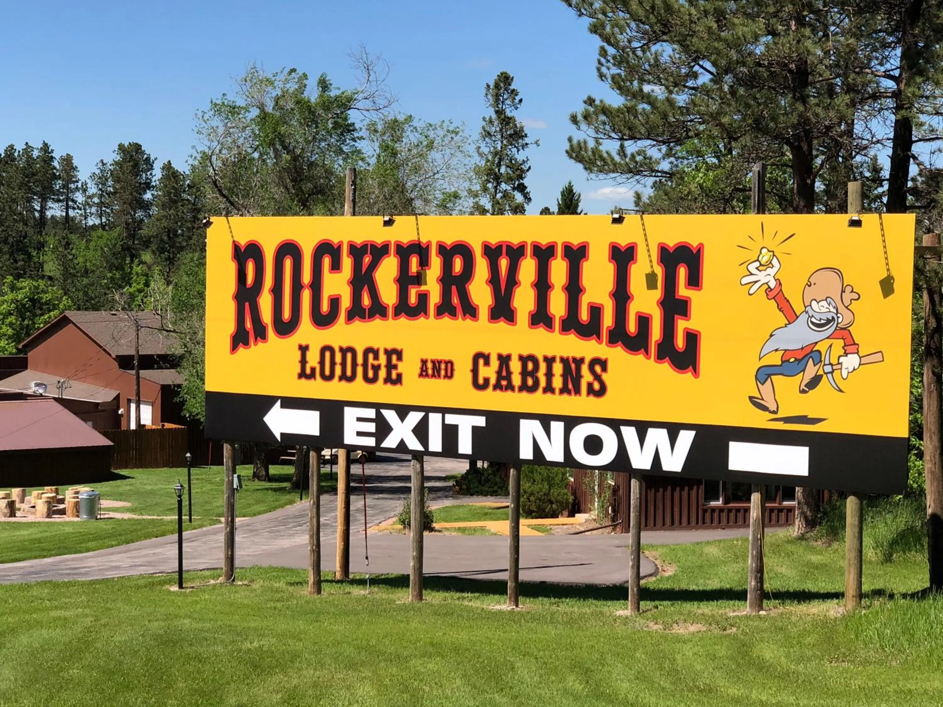 Property logo or sign in Rockerville Lodge & Cabins