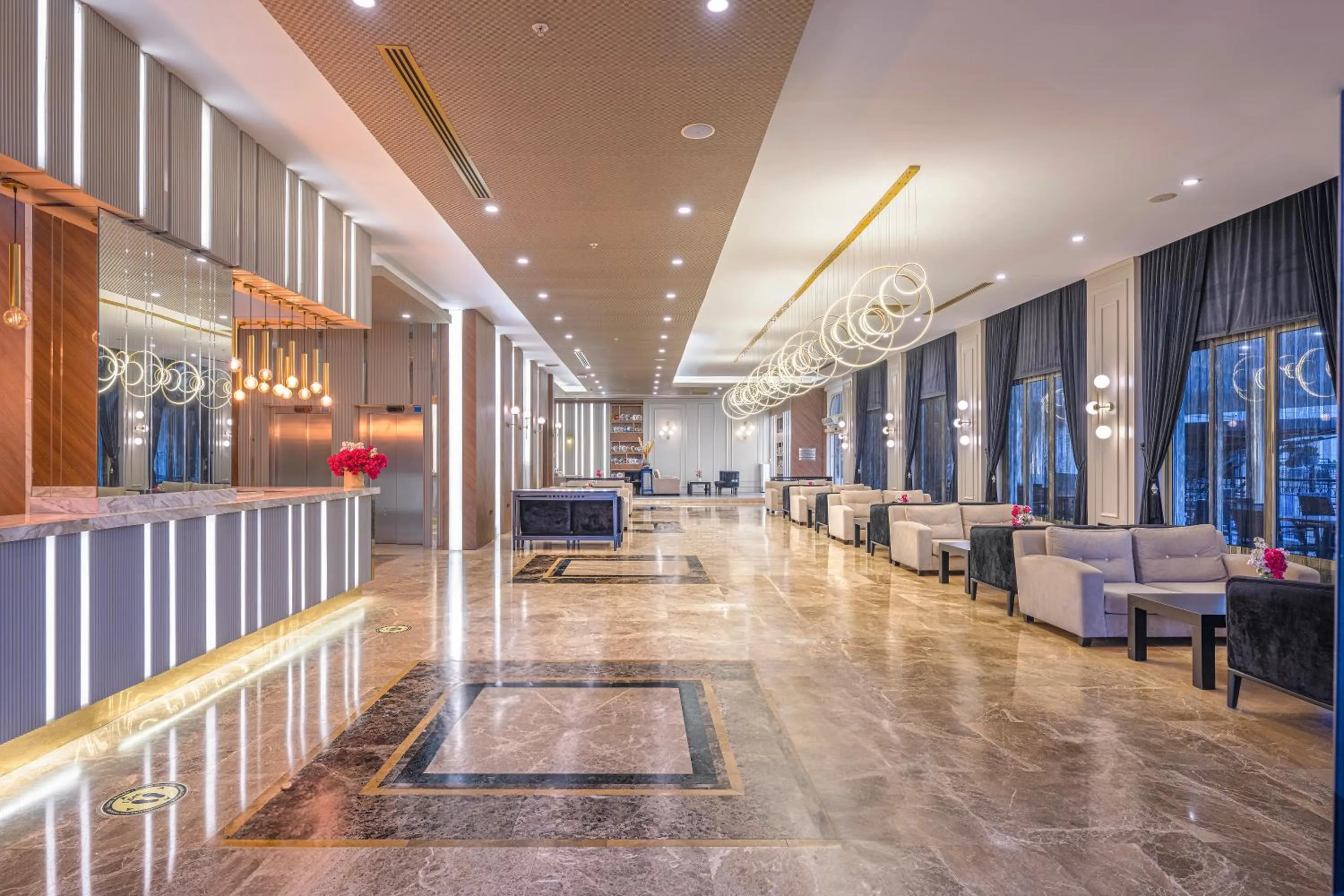 Lobby or reception in L'Oceanica Beach Resort