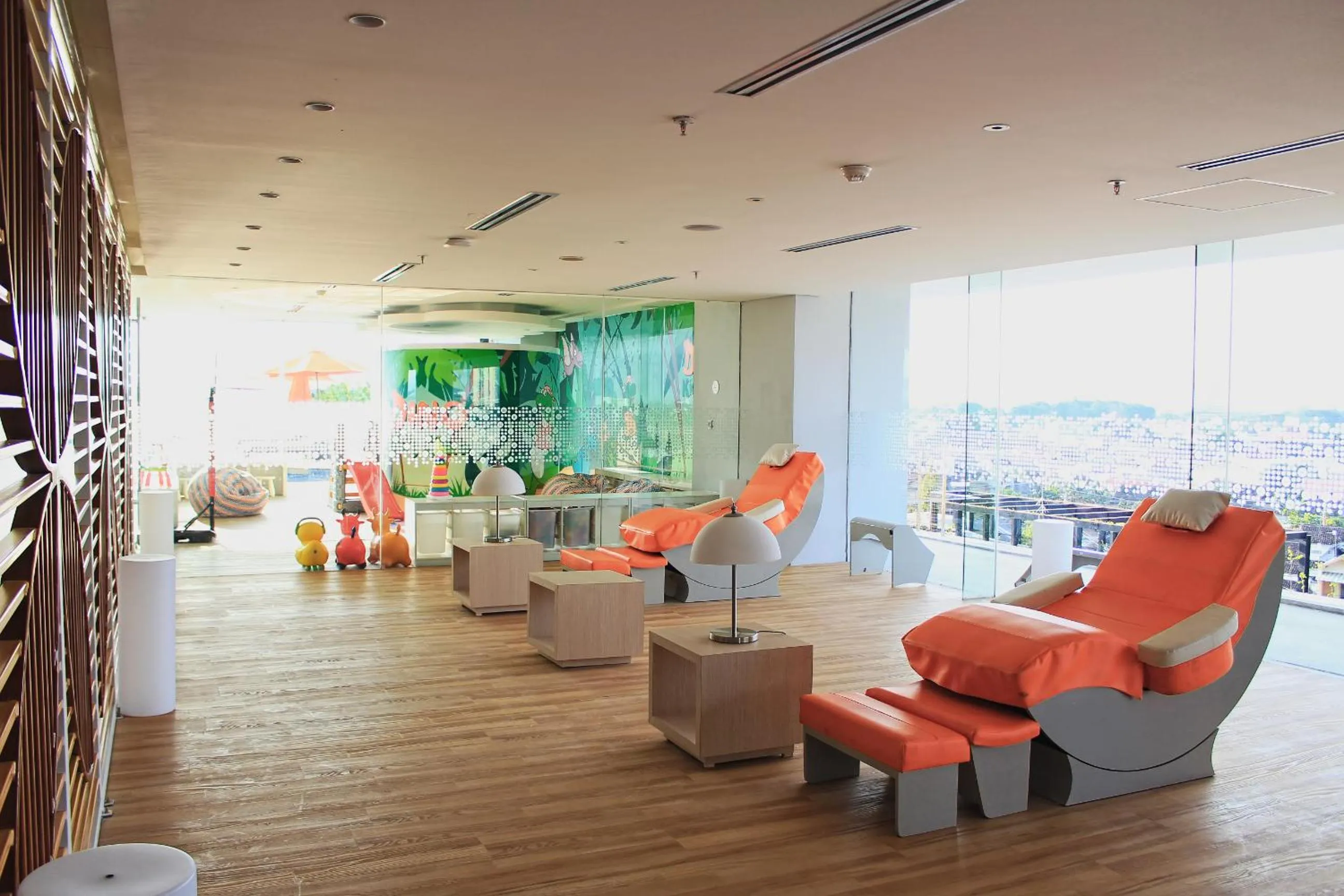 Massage in HARRIS Hotel & Conventions Solo