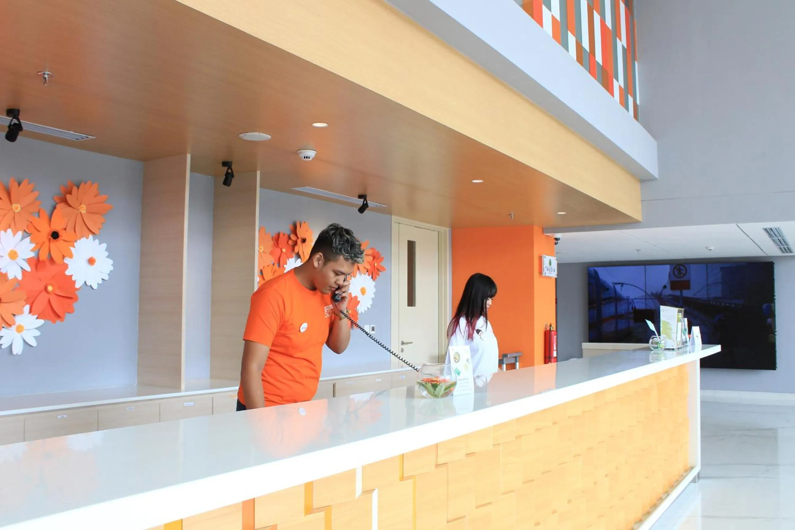 Lobby or reception in HARRIS Hotel & Conventions Solo