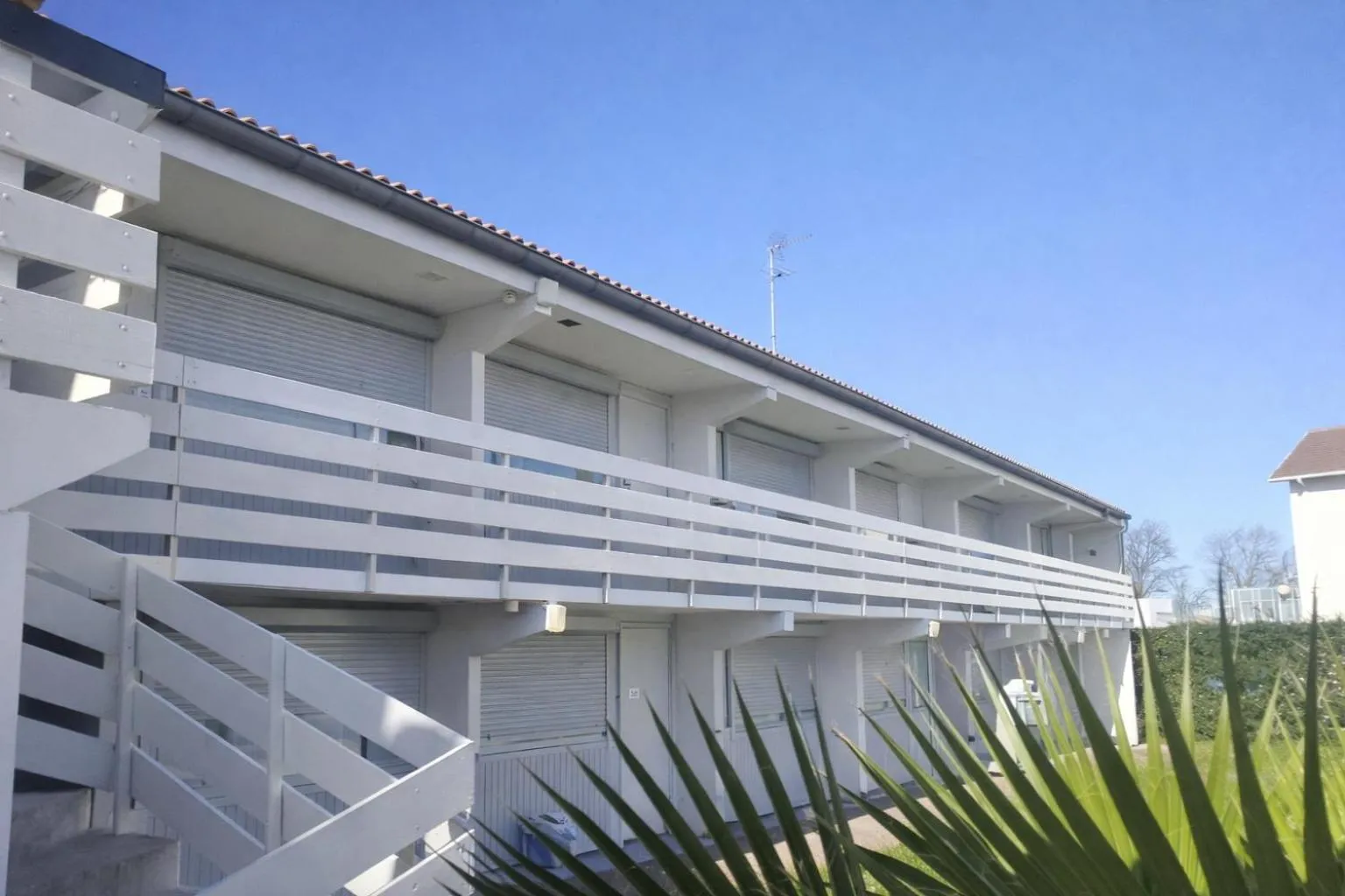 Property building in Kyriad Bordeaux - Merignac Aéroport