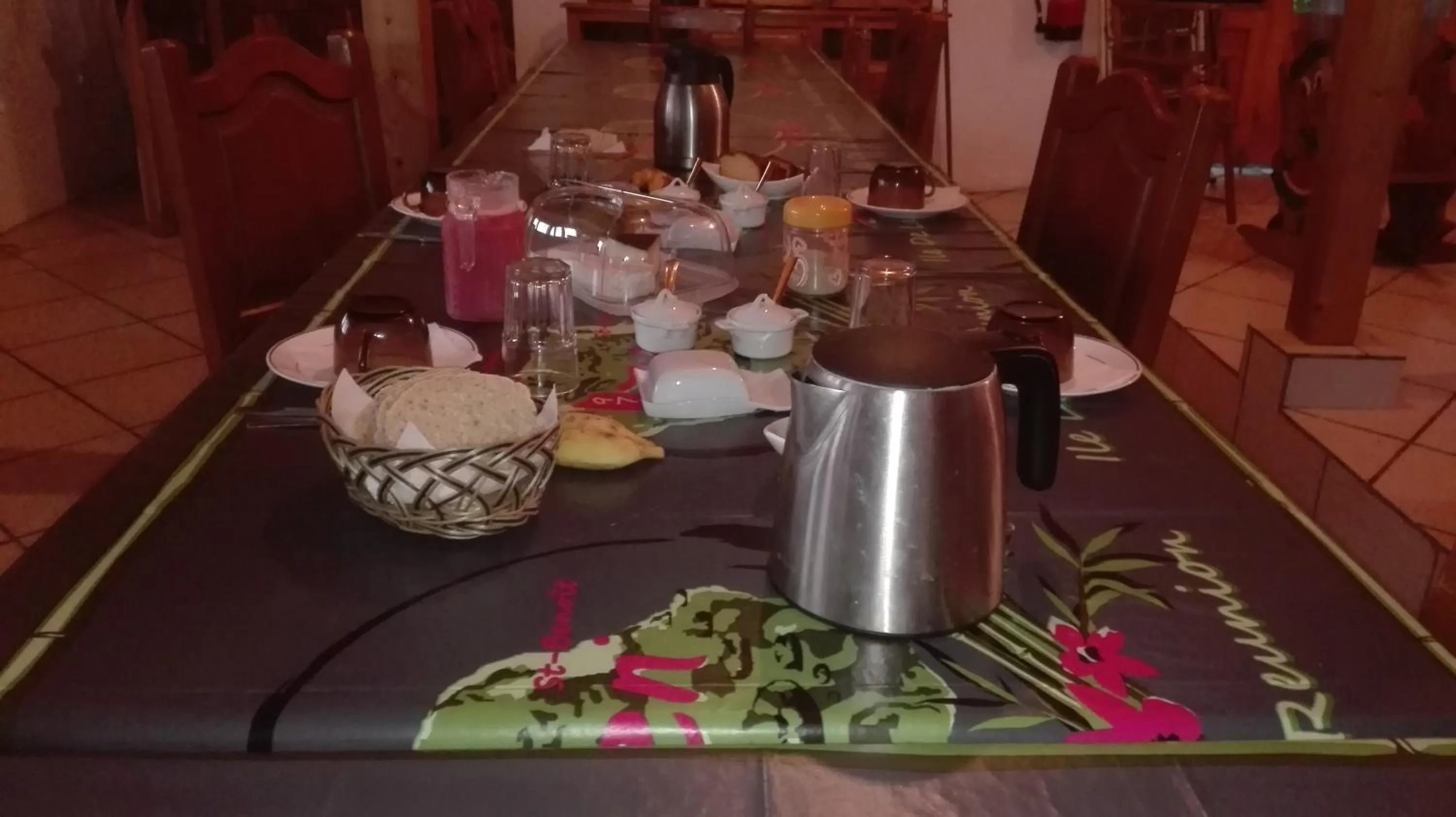 Food and drinks in le p'ti blanc des "o"