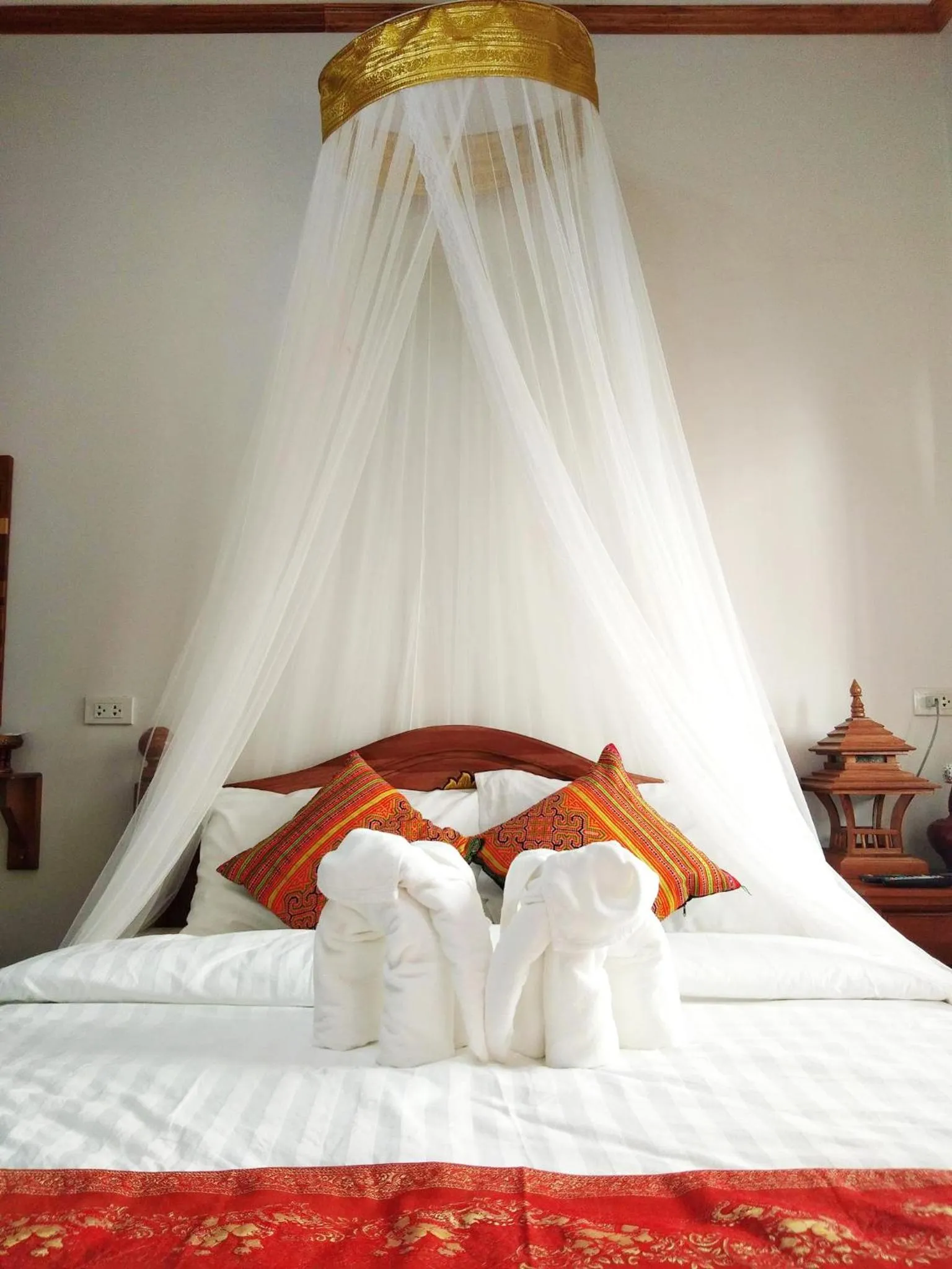 Bed in Apilapa Hotel