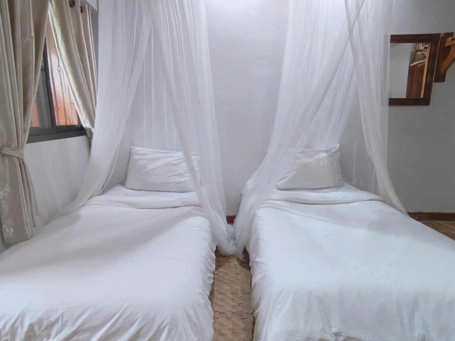 Bed in Apilapa Hotel