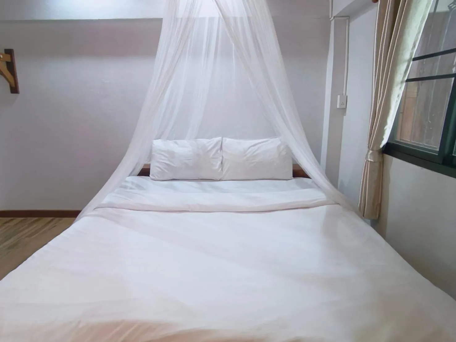 Bed in Apilapa Hotel